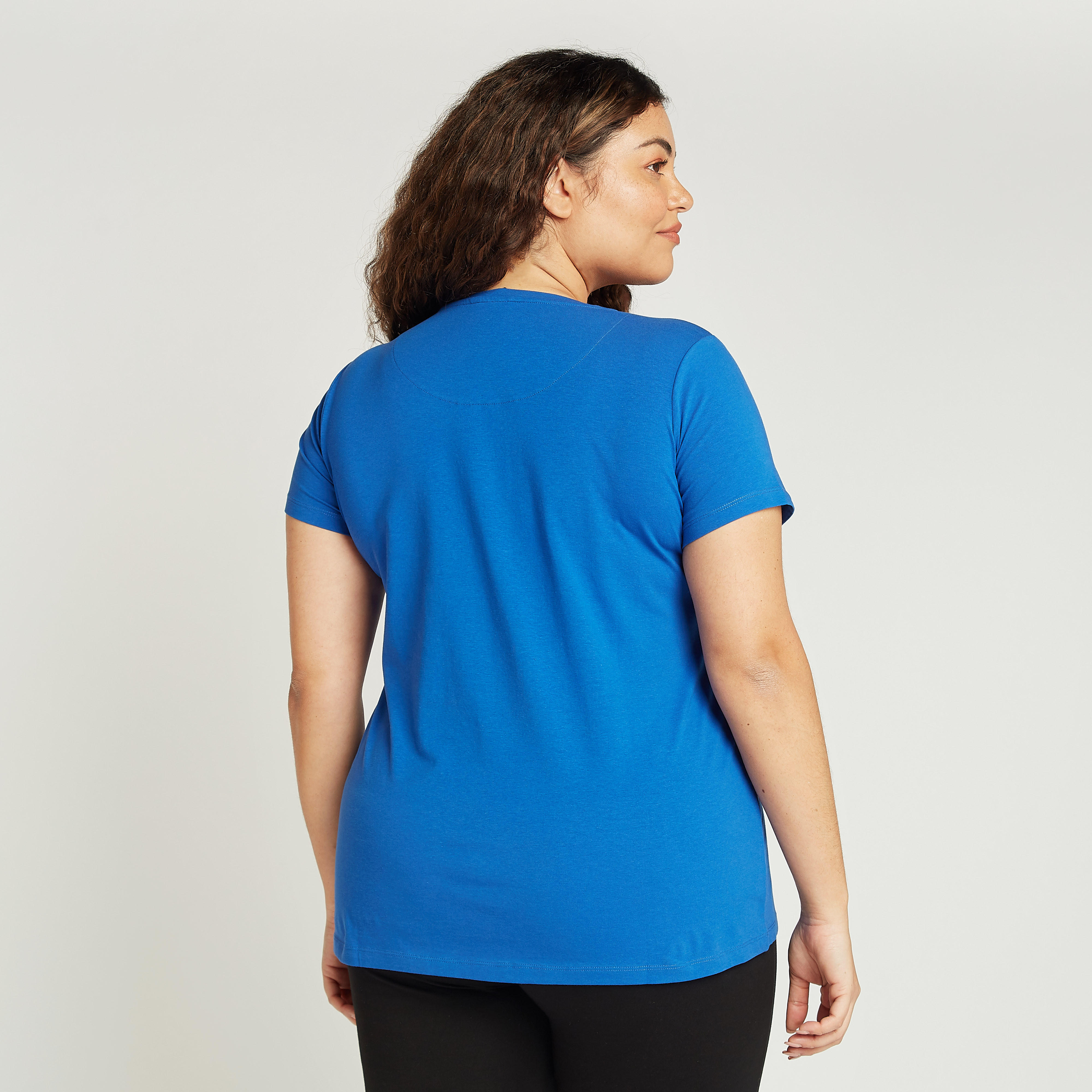تيشيرت سادة بياقة مستديرة وأكمام قصيرة-women-clothing-tshirts-image-2