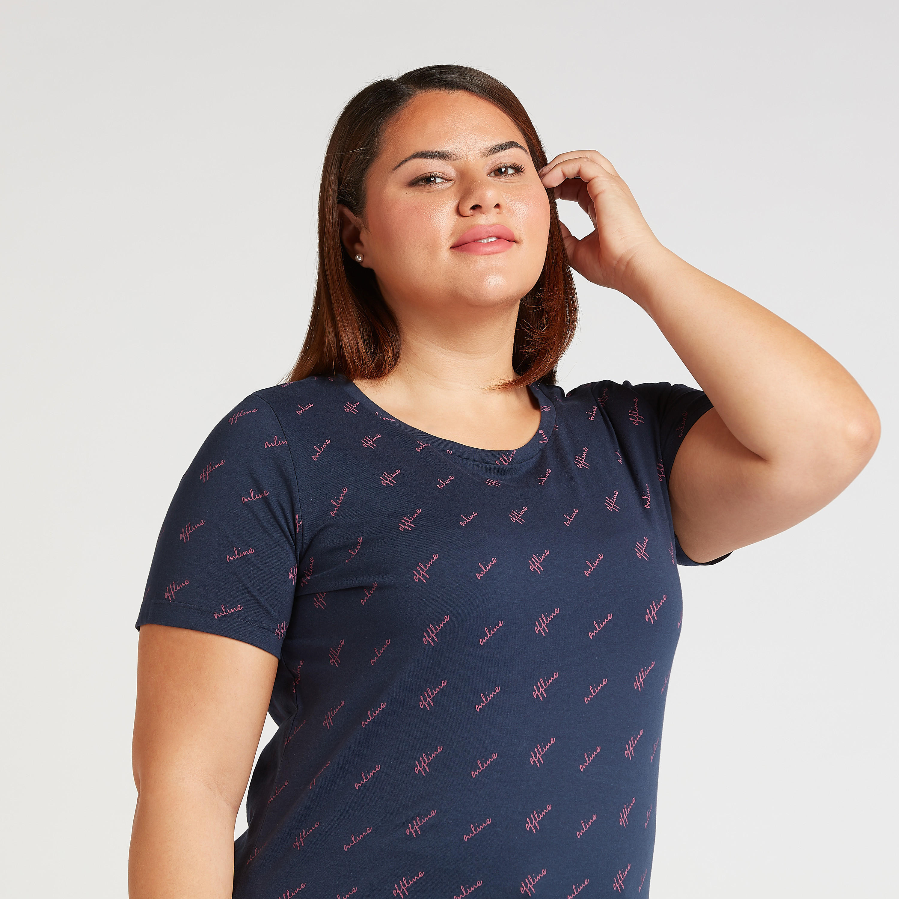تيشيرت بياقة مستديرة وأكمام قصيرة وطبعات جرافيك-women-clothing-tshirts-image-3