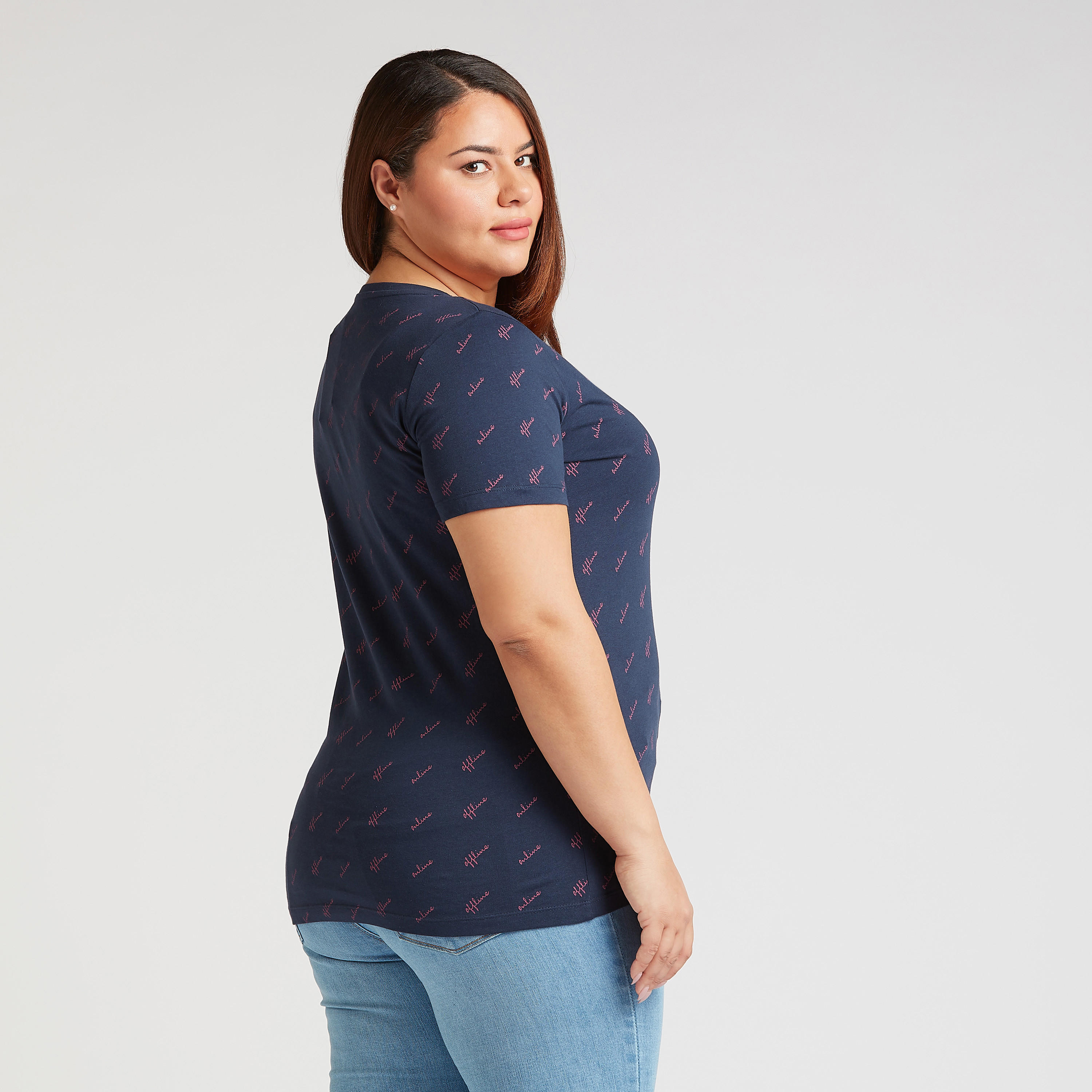 تيشيرت بياقة مستديرة وأكمام قصيرة وطبعات جرافيك-women-clothing-tshirts-image-4