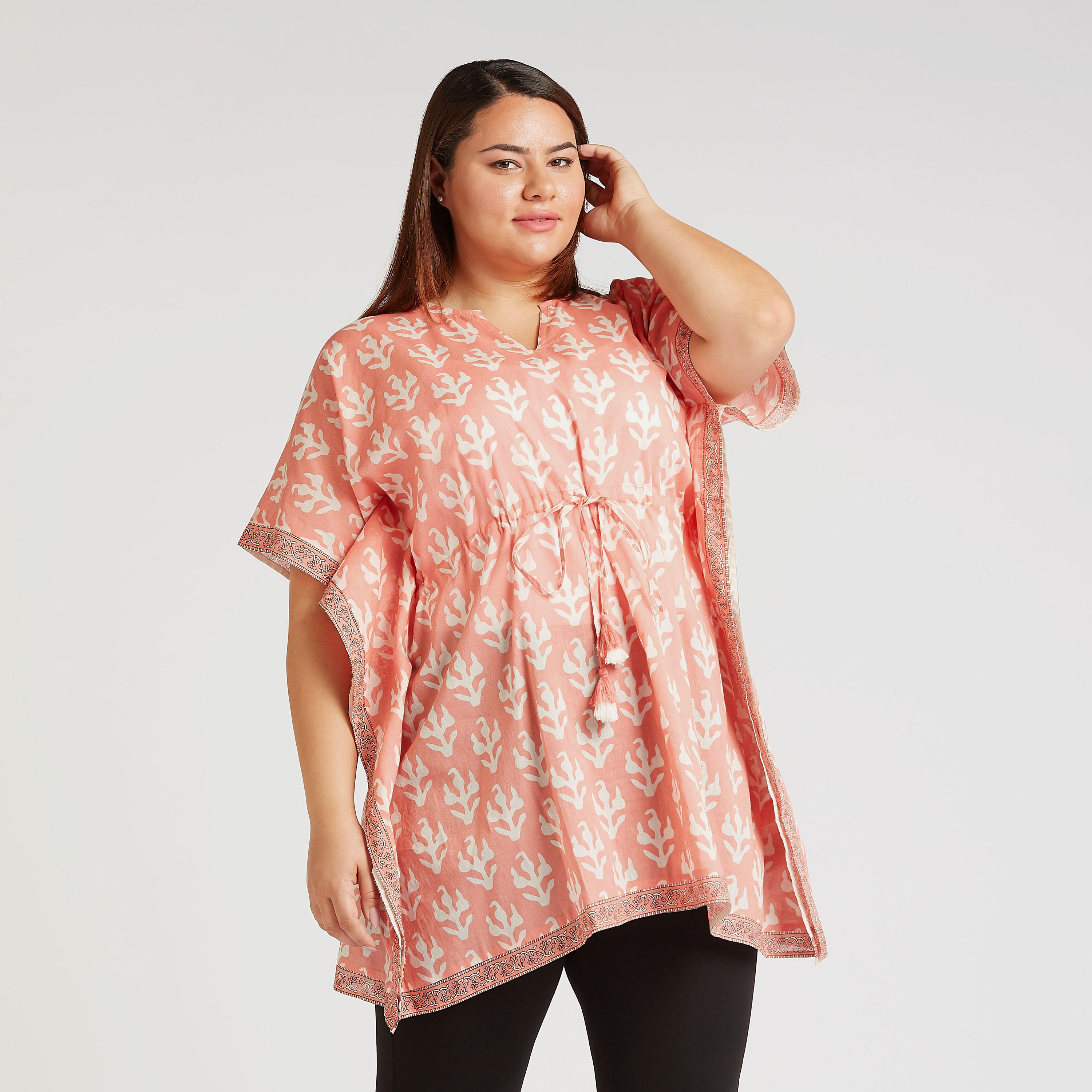 بلوزة قفطان بياقة V و أكمام قصيرة وطبعات-women-clothing-shirtsandblouses-blouses-image-5