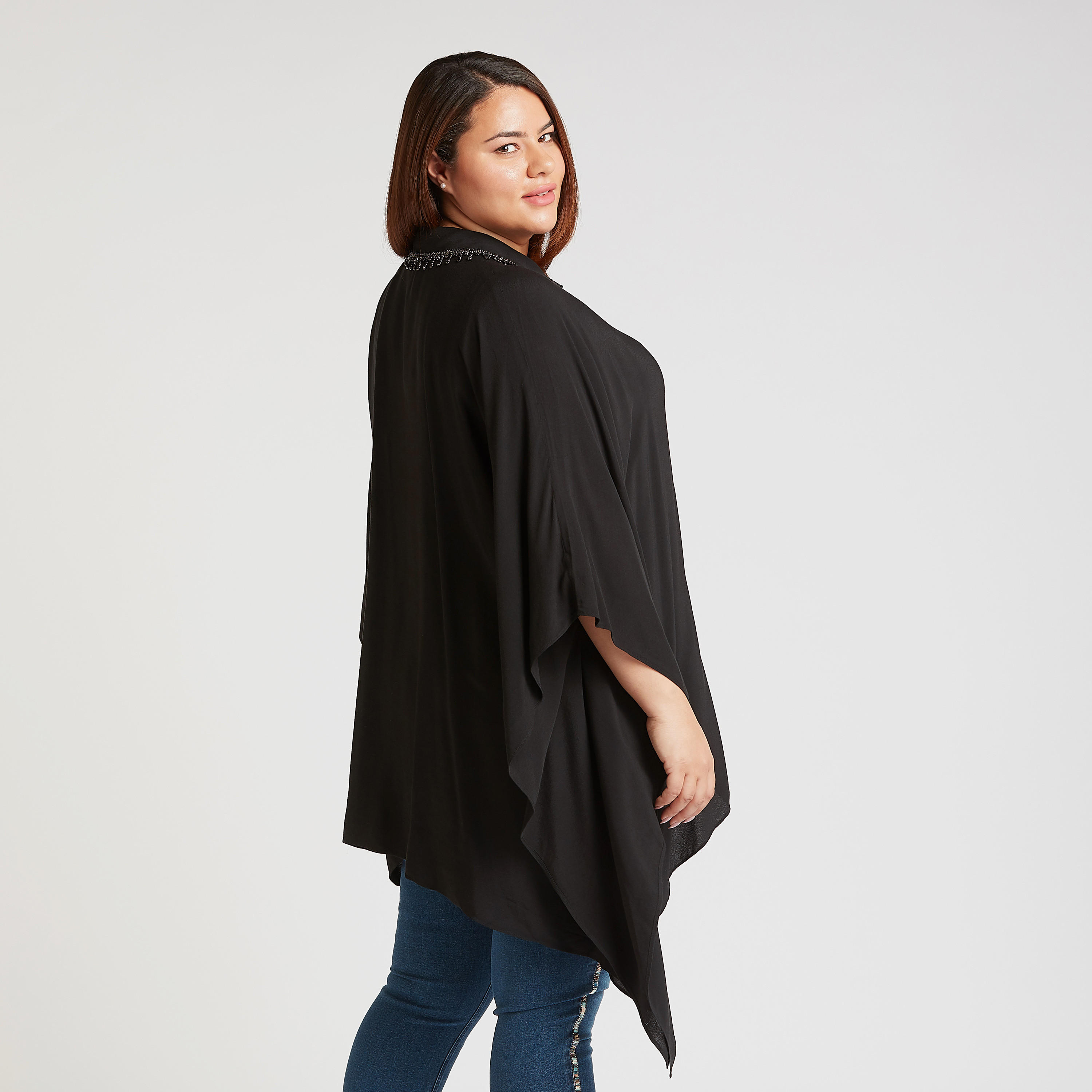 قميص سادة مزيّن بياقة عادية وأكمام واسعة-women-clothing-shirtsandblouses-blouses-image-4