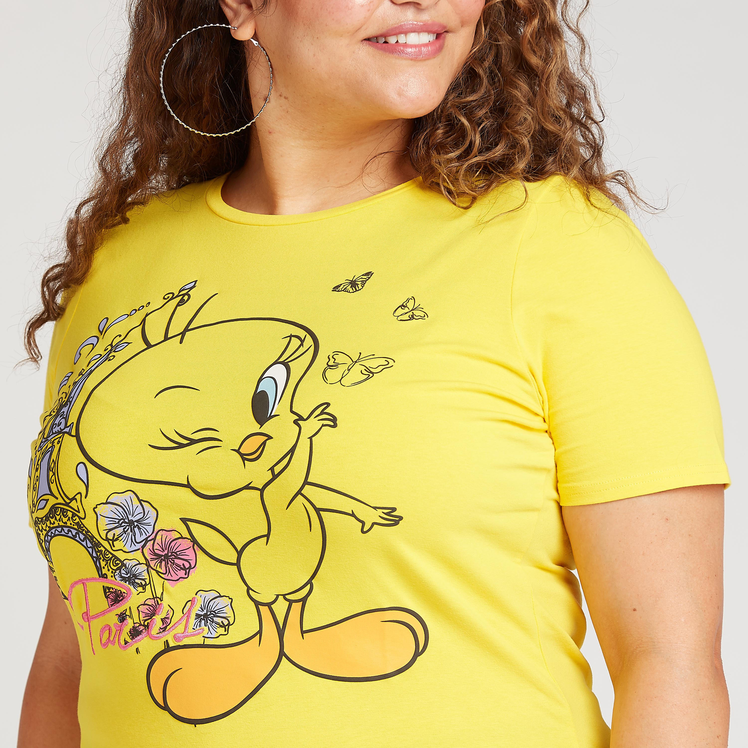 تيشيرت بياقة ضيّقة وأكمام قصيرة وطبعات تويتي-women-clothing-tshirts-image-3