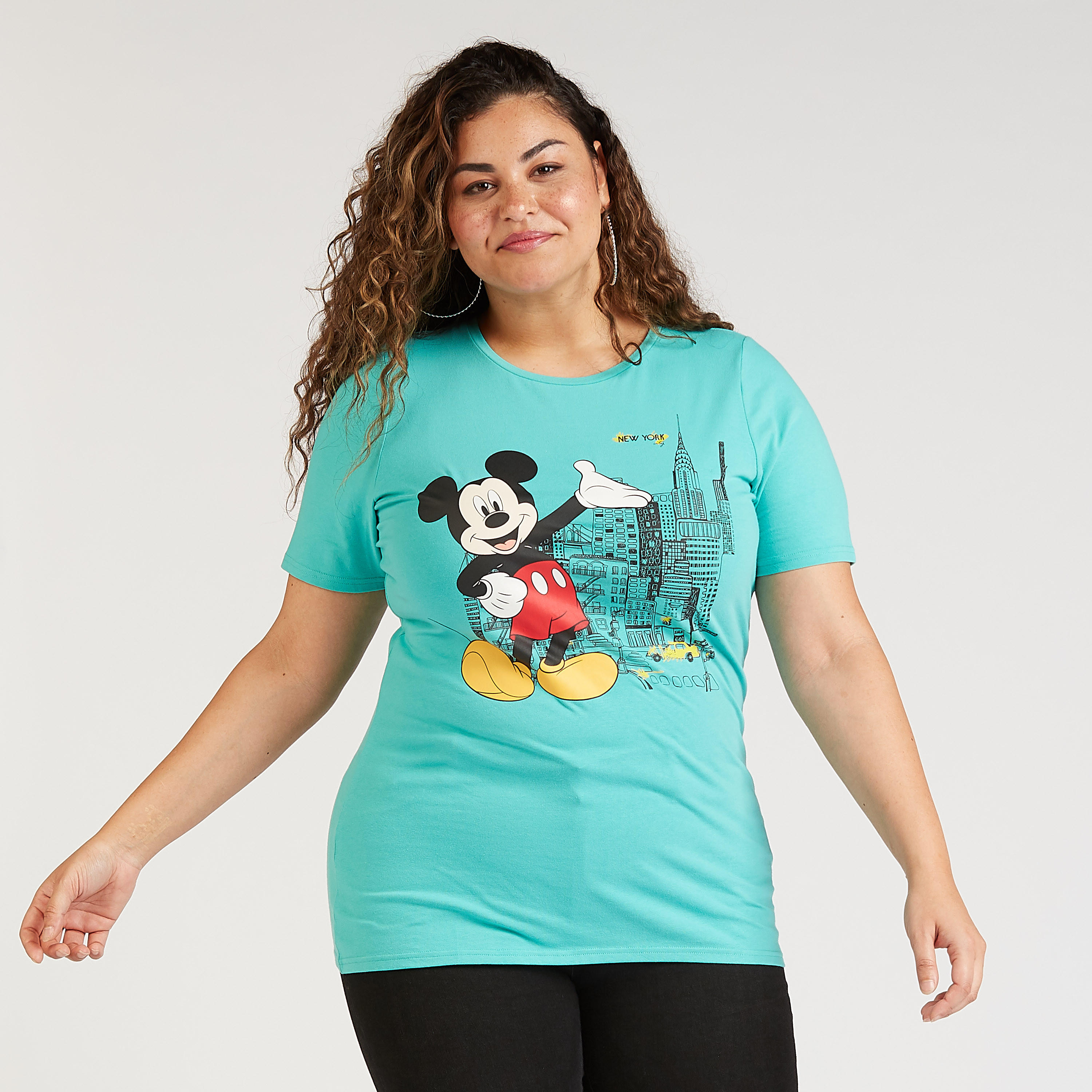 تيشيرت بطبعات ميكي ماوس وياقة مستديرة وأكمام قصيرة-women-clothing-tshirts-image-1