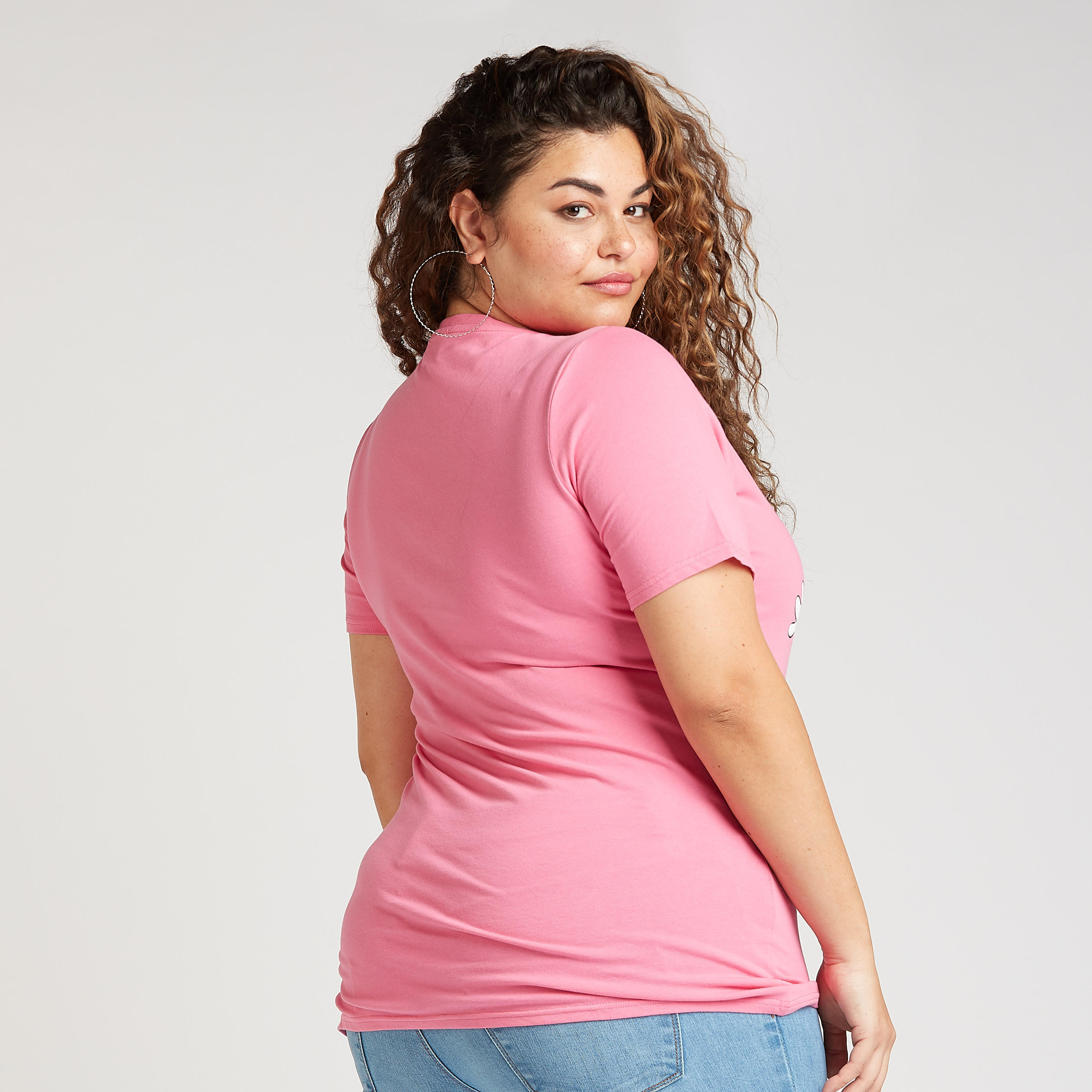 تيشيرت بياقة مستديرة وأكمام قصيرة وطبعات ميني ماوس-women-clothing-tshirts-image-4