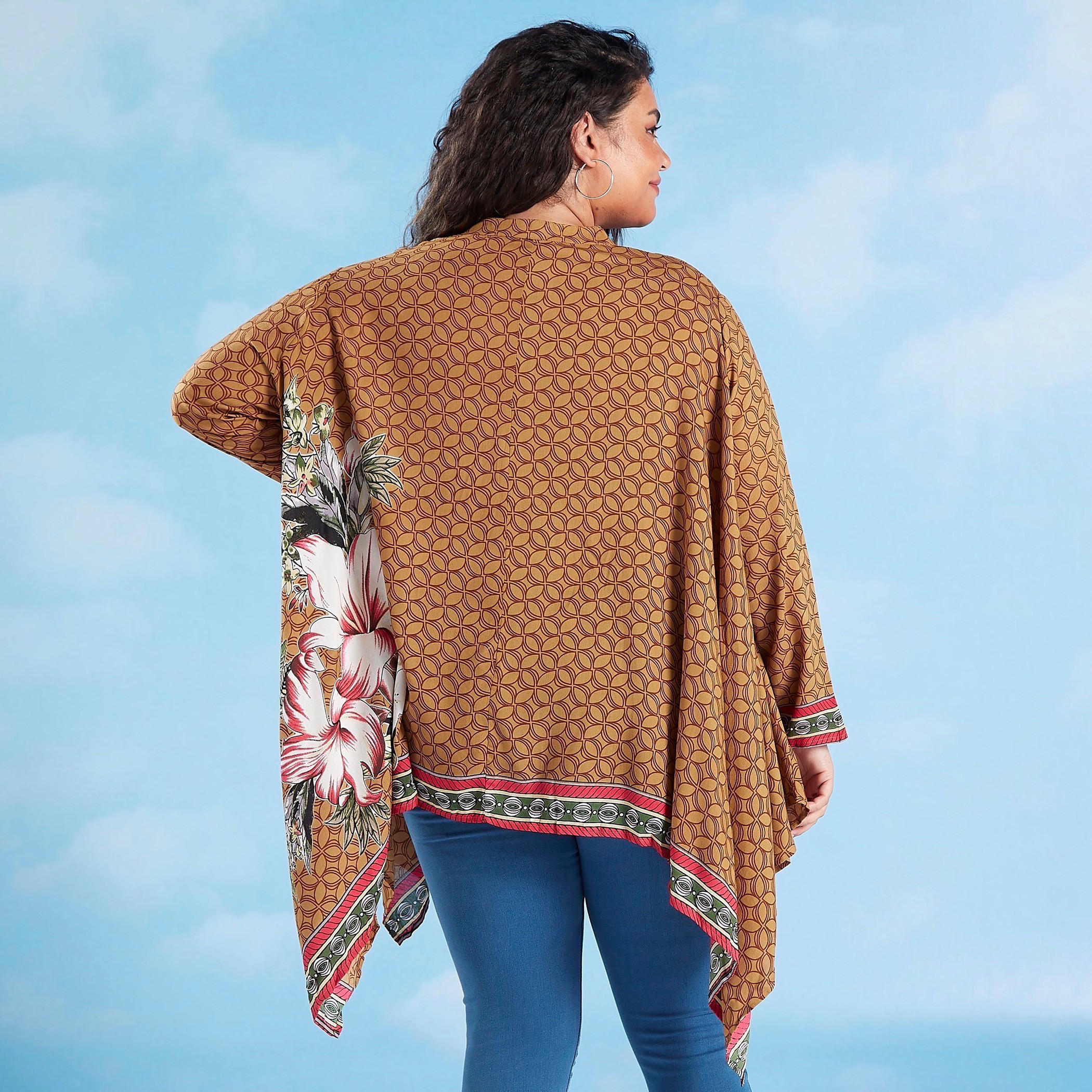 بلوزة بياقة ماندارين وأكمام طويلة وطبعات-women-clothing-shirtsandblouses-blouses-image-4