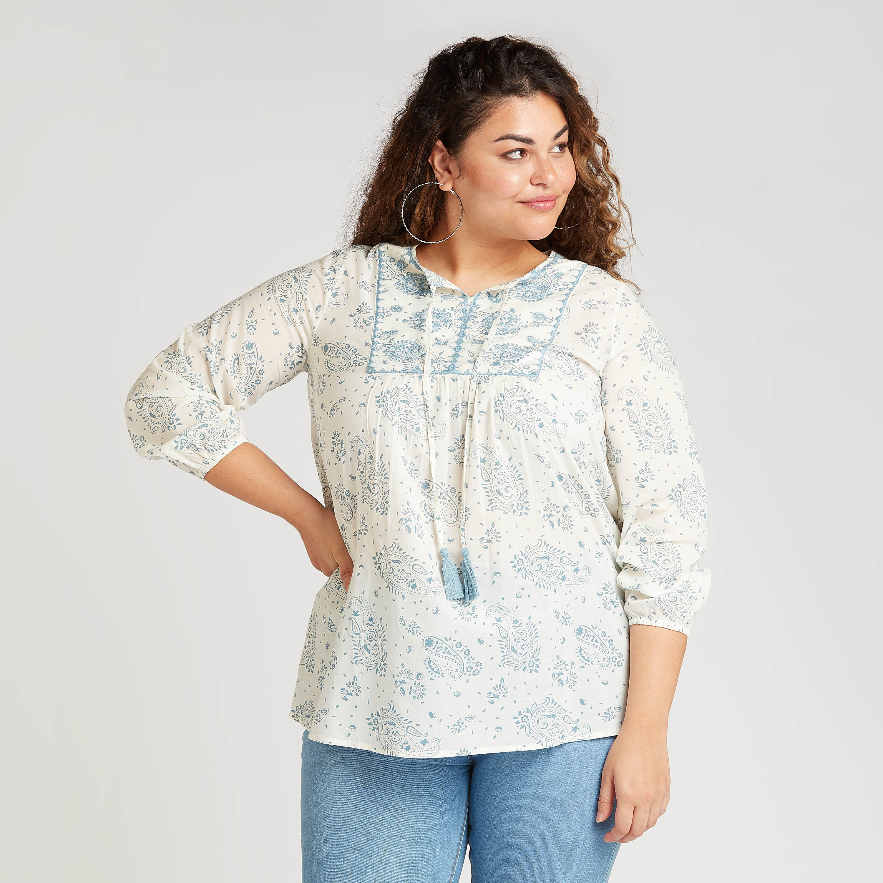 بلوزة مستدامة بطبعات وأكمام 3/4 وأربطة-women-clothing-shirtsandblouses-blouses-image-1