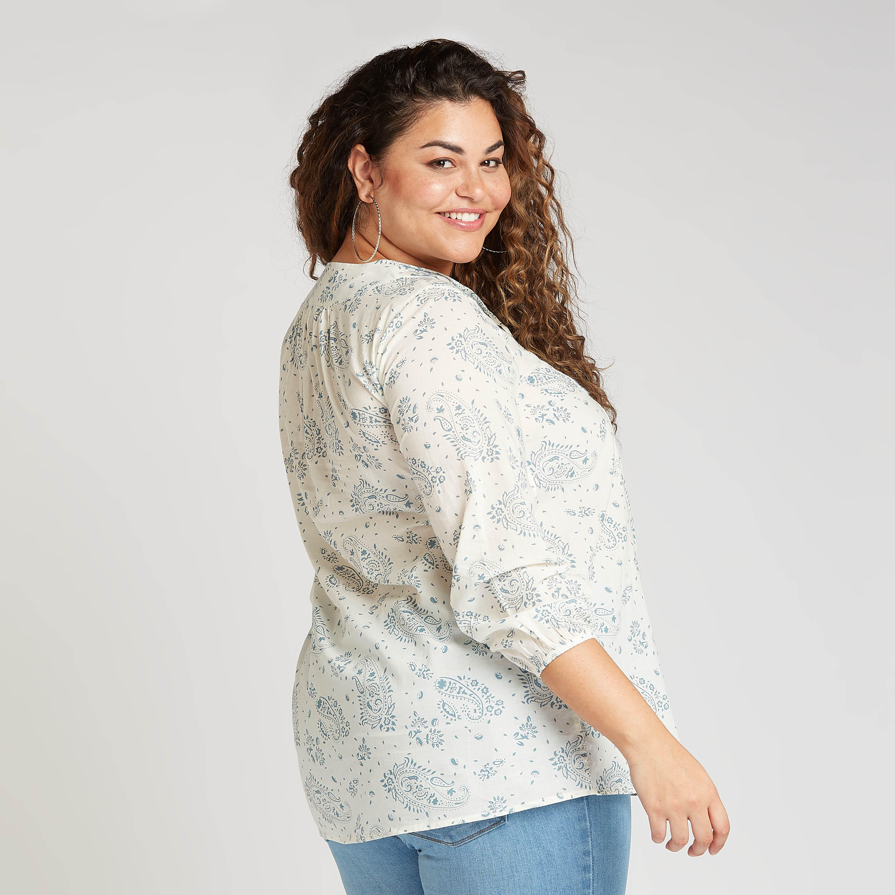 بلوزة مستدامة بطبعات وأكمام 3/4 وأربطة-women-clothing-shirtsandblouses-blouses-image-4