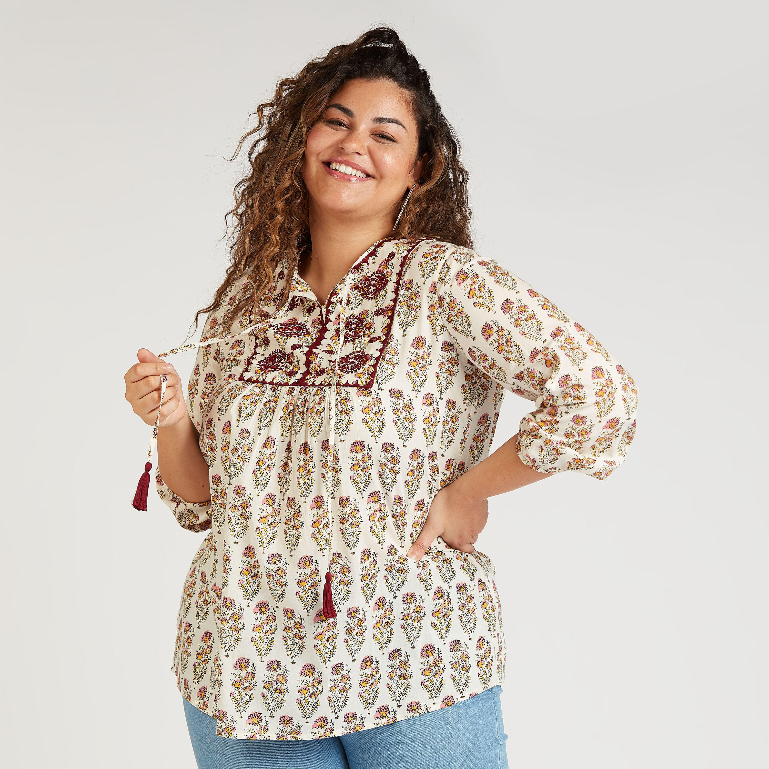 بلوزة مستدامة بطبعات وأكمام 3/4 وأربطة-women-clothing-shirtsandblouses-blouses-image-1