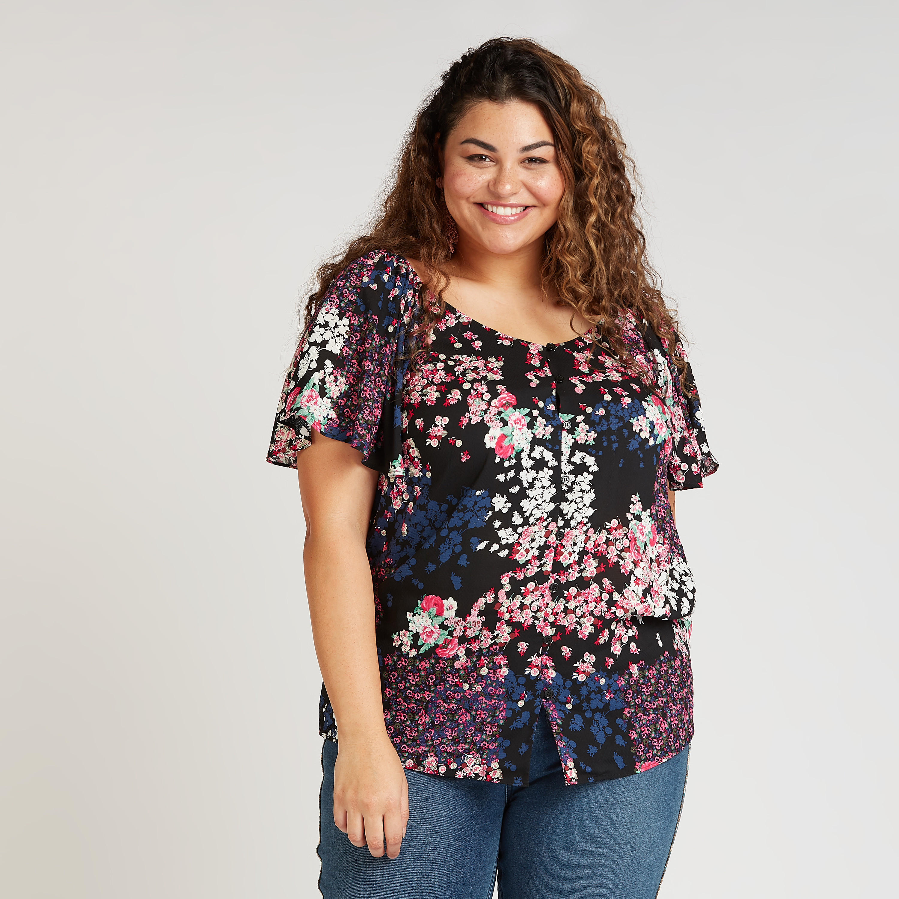 Sustainable Floral Print Top with Round Neck and Short Sleeves-women-clothing-shirtsandblouses-blouses-image-1