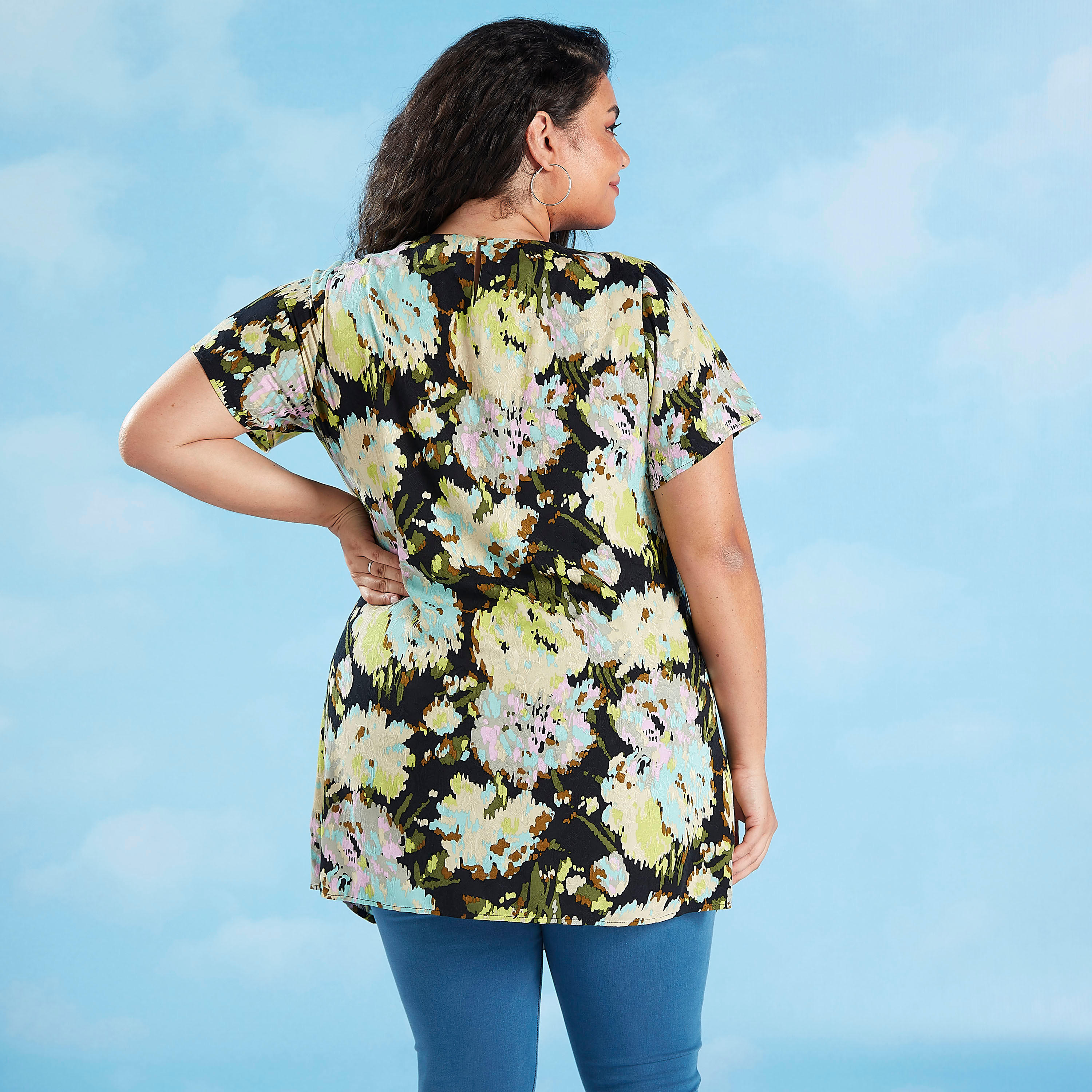 تونيك بطبعات وياقة مستديرة وأكمام قصيرة-women-clothing-shirtsandblouses-blouses-image-5