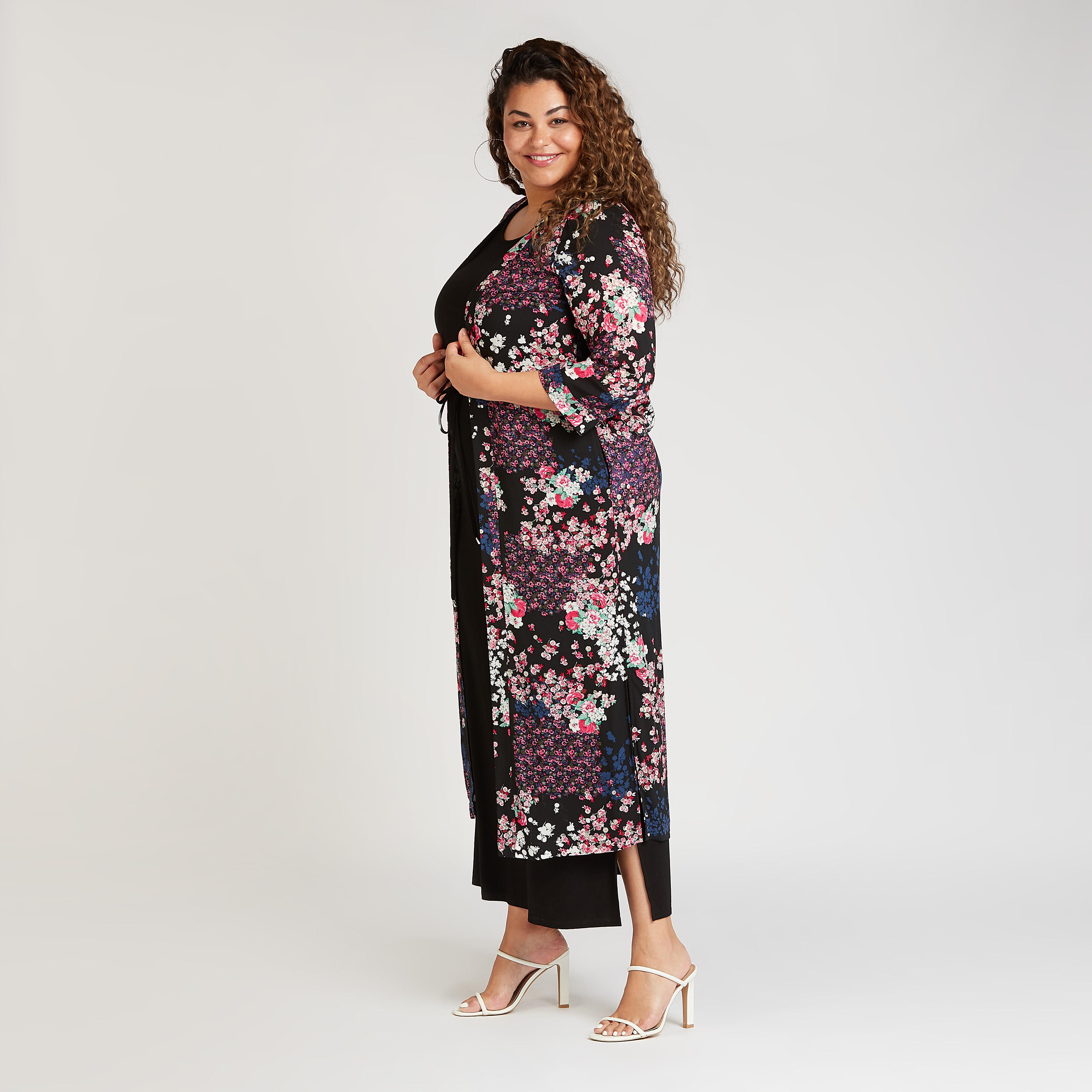 كيمونو مستدام بطبعات أزهار وأكمام 3/4 وتفاصيل جيب-women-clothing-shirtsandblouses-blouses-image-5