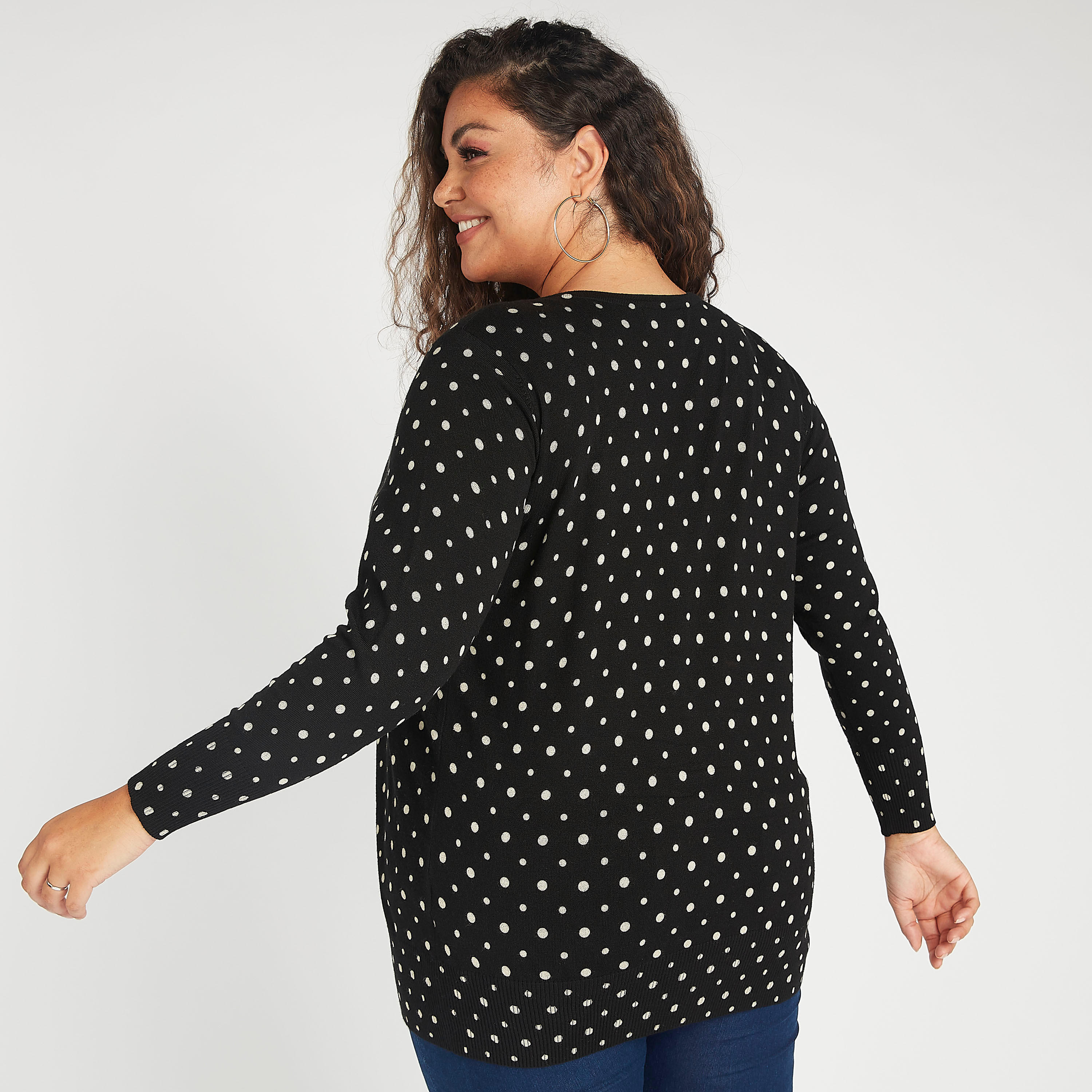 كارديجان منقّط بأكمام طويلة مع ياقة v-women-winterwear-cardigansandjumpers-cardigans-image-4