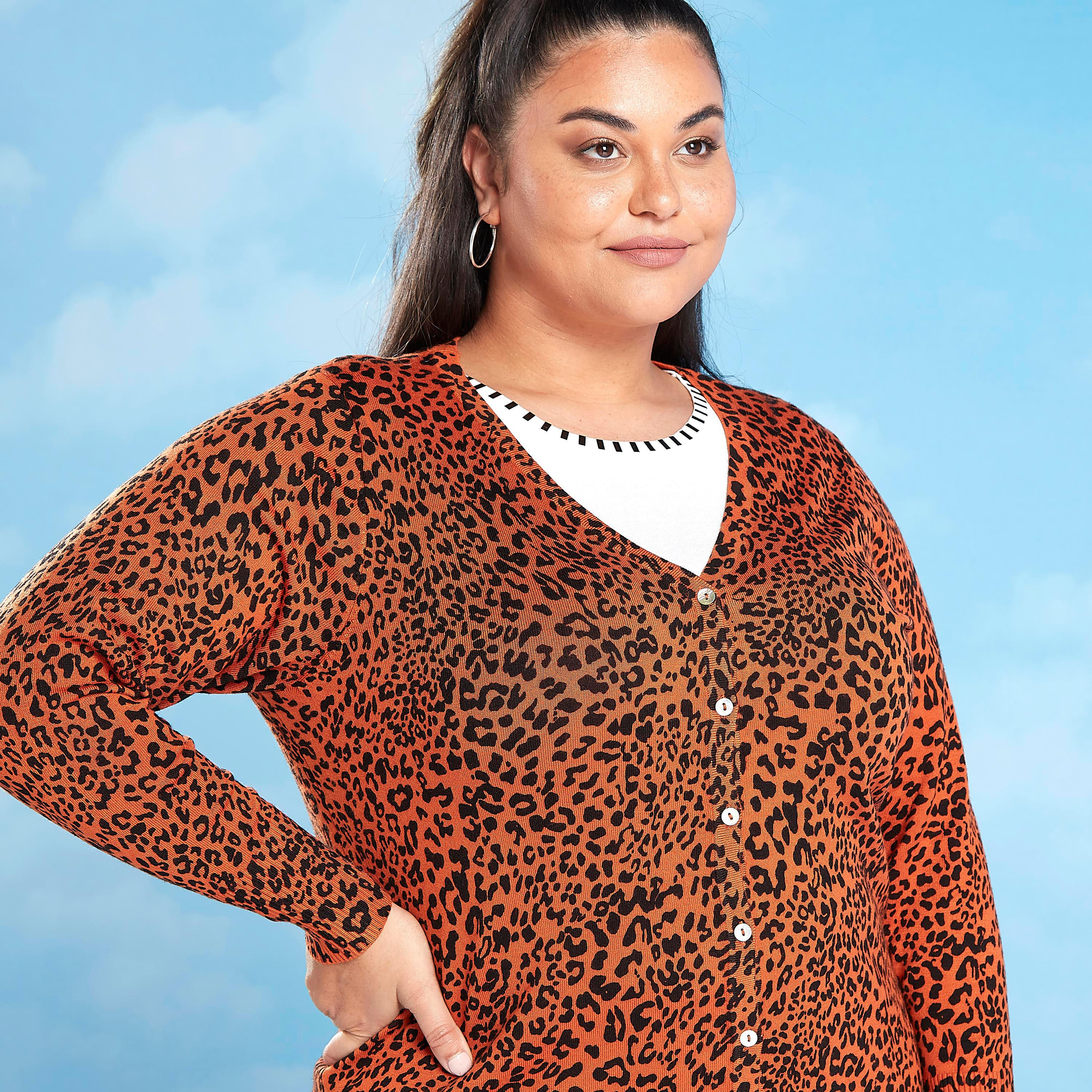 كارديجان بياقة v وطبعات حيوانات وأكمام طويلة-women-winterwear-cardigansandjumpers-cardigans-image-3