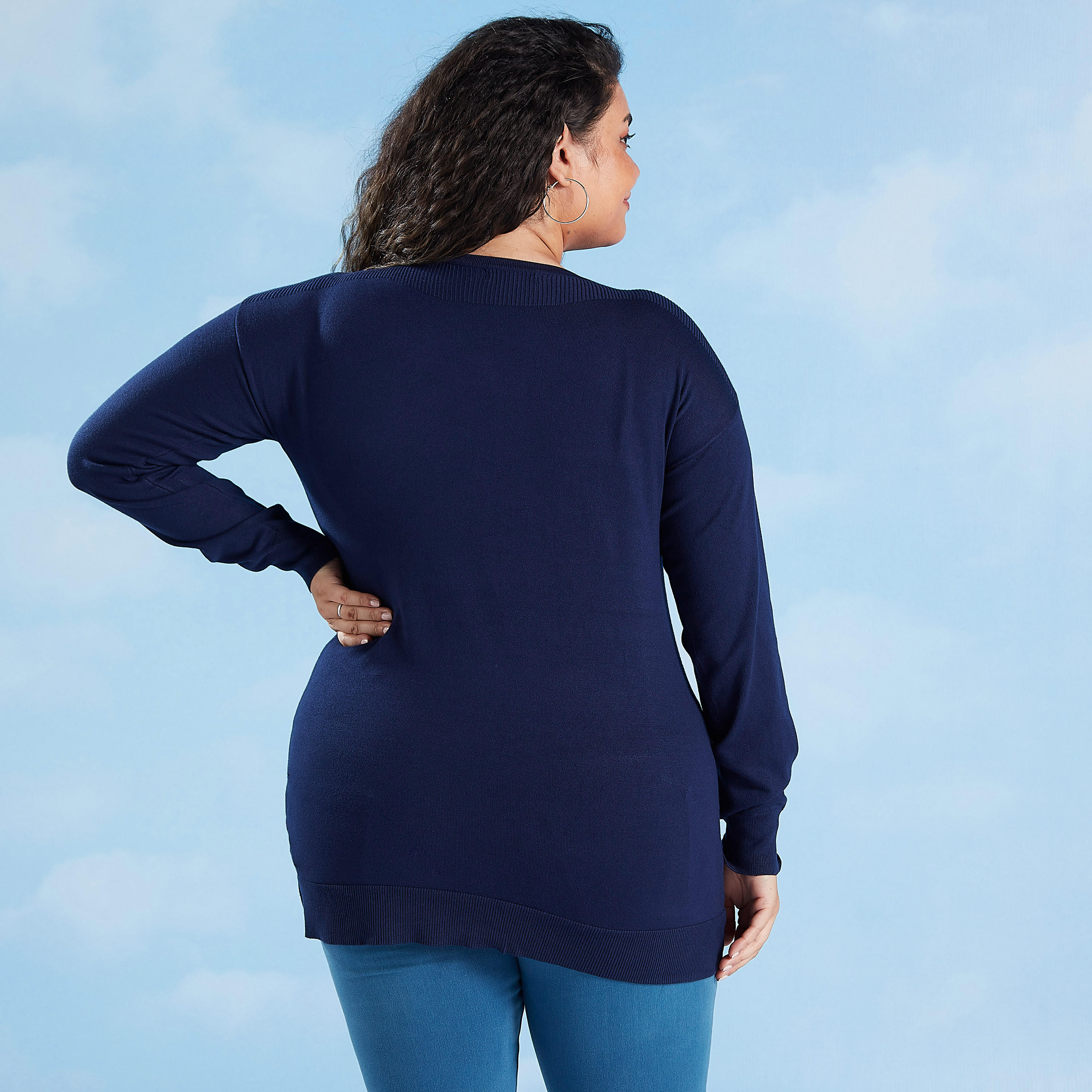كنزة مستدامة بارزة الملمس بياقة قارب وأكمام طويلة-women-winterwear-cardigansandjumpers-cardigans-image-4