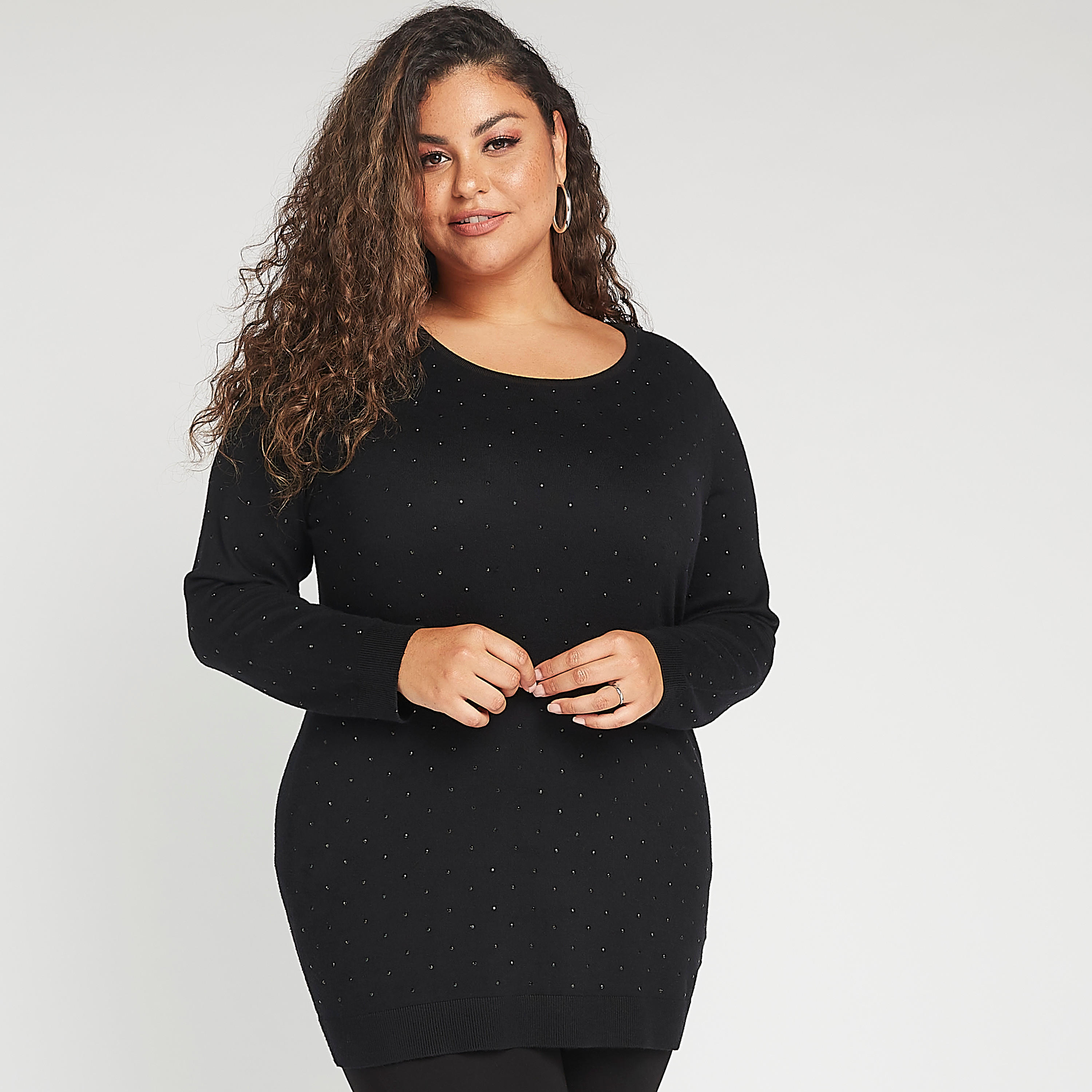 كنزة بياقة مستديرة وأكمام قصيرة وتفاصيل مزيّنة-women-winterwear-cardigansandjumpers-cardigans-image-5