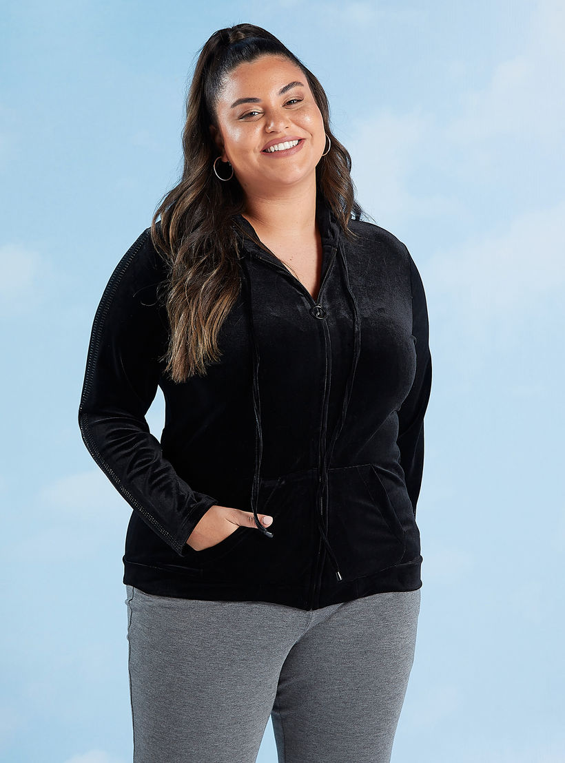 هودي مخملي بسحّاب وتفاصيل شريطة وجيوب-women-winterwear-coatsandjackets-jackets-image-1