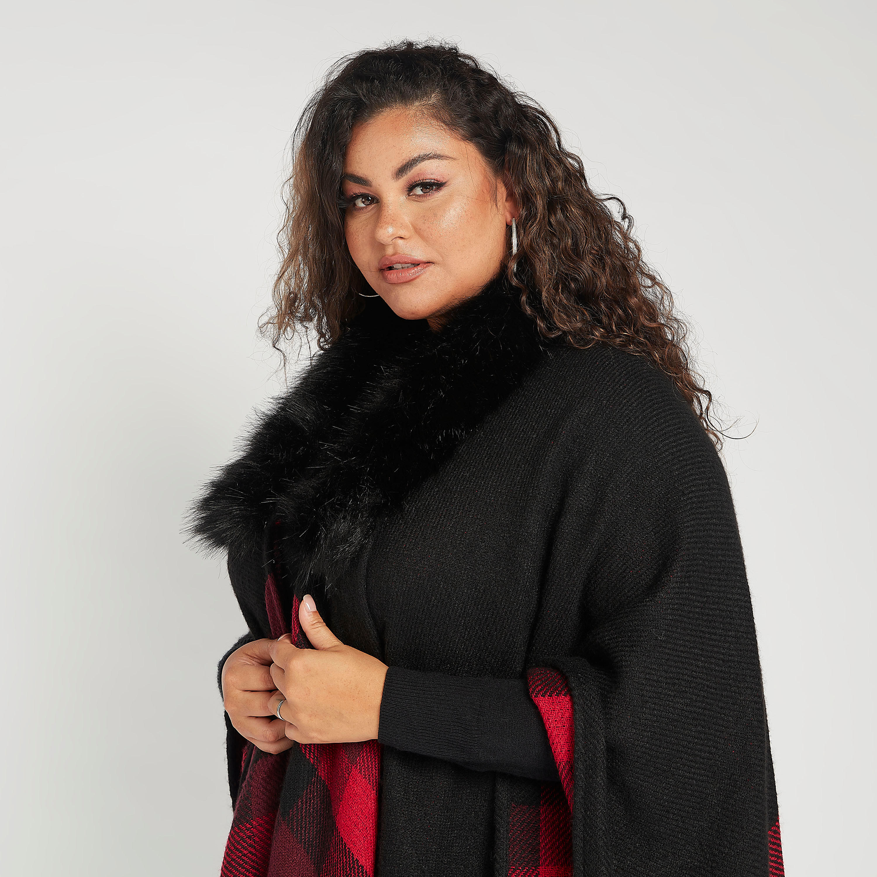 كارديجن بونشو مستدام كاروهات بياقة v وشراشيب-women-winterwear-cardigansandjumpers-cardigans-image-6
