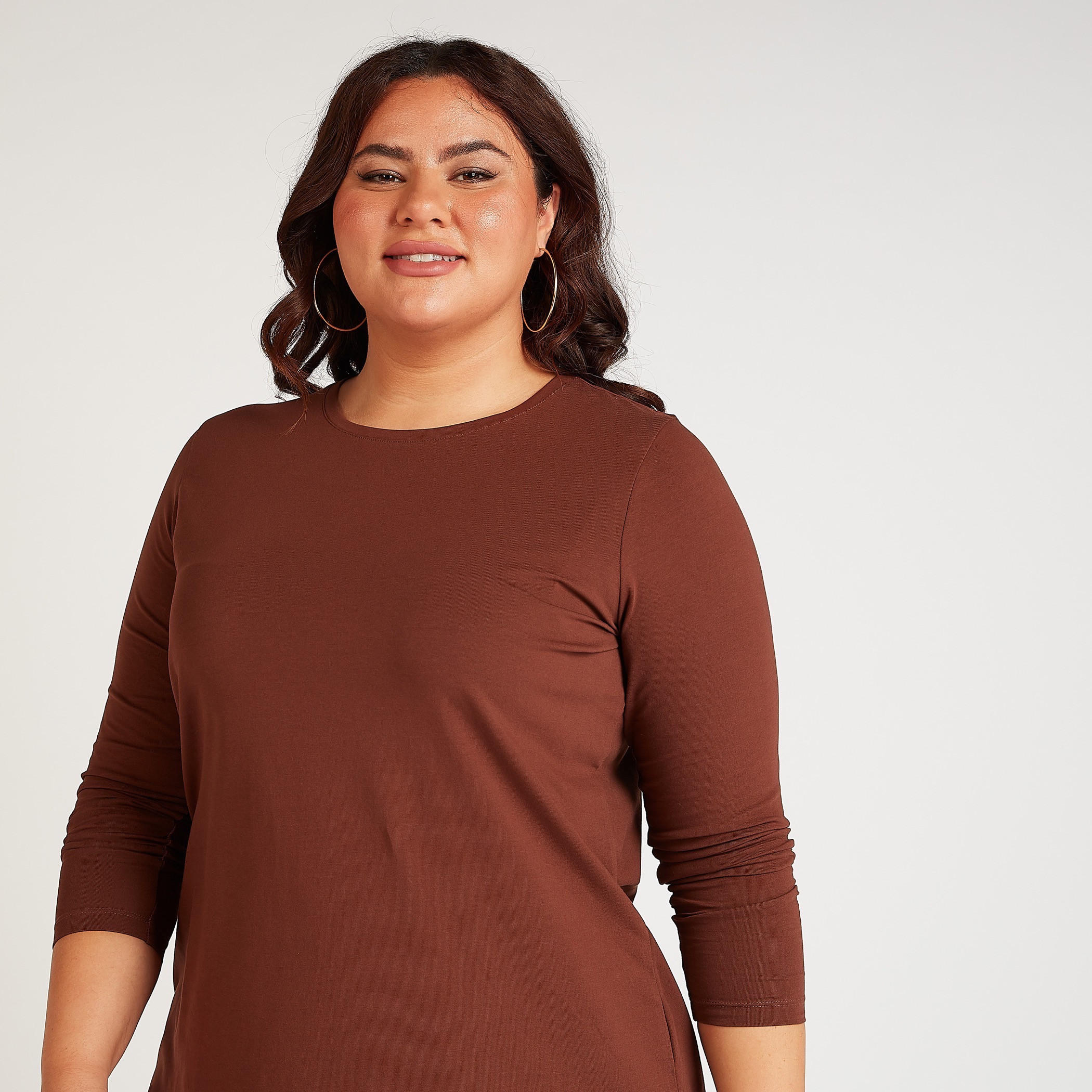 تيشيرت سادة بياقة ضيّقة وأكمام طويلة-women-clothing-tshirts-image-3