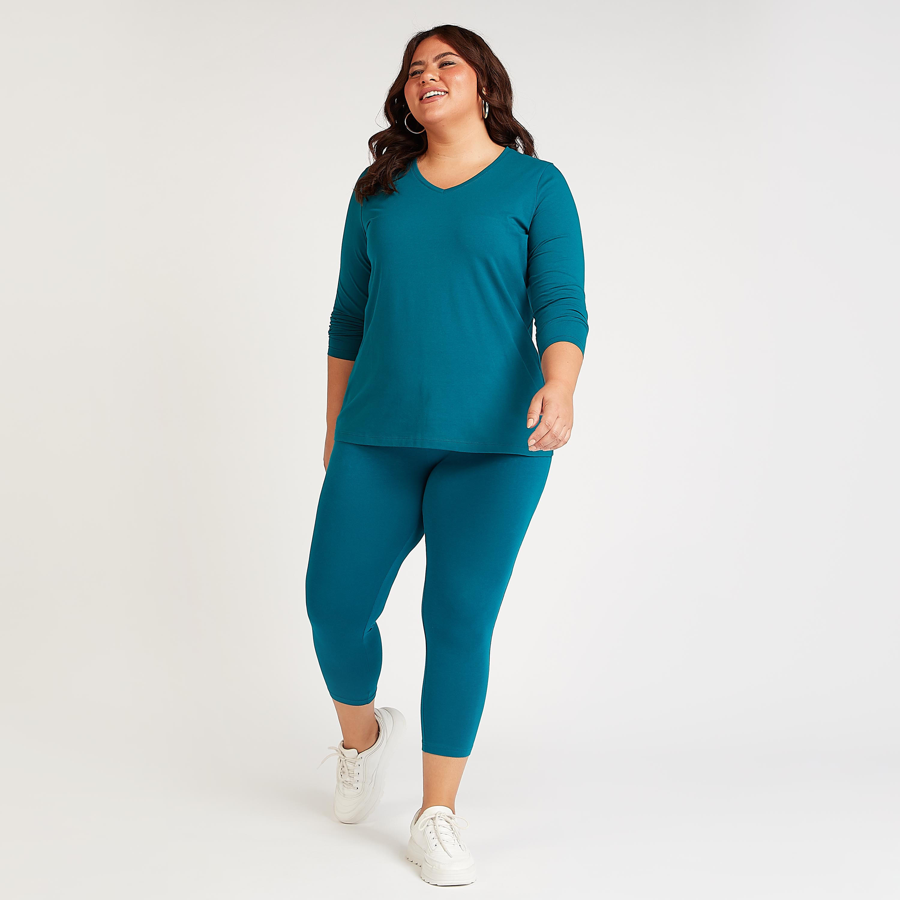 تيشيرت سادة بياقة V وأكمام طويلة-women-clothing-tshirts-image-2