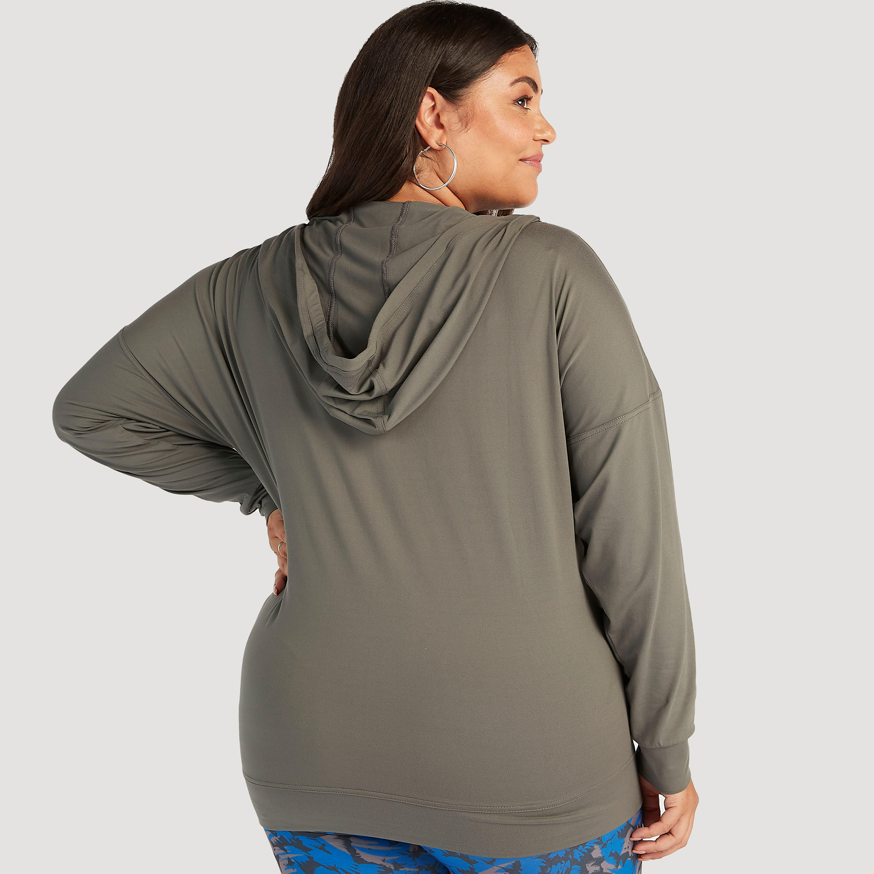 جاكيت بقبّعة سادة بسحّاب مع جيوب-women-winterwear-coatsandjackets-jackets-image-4
