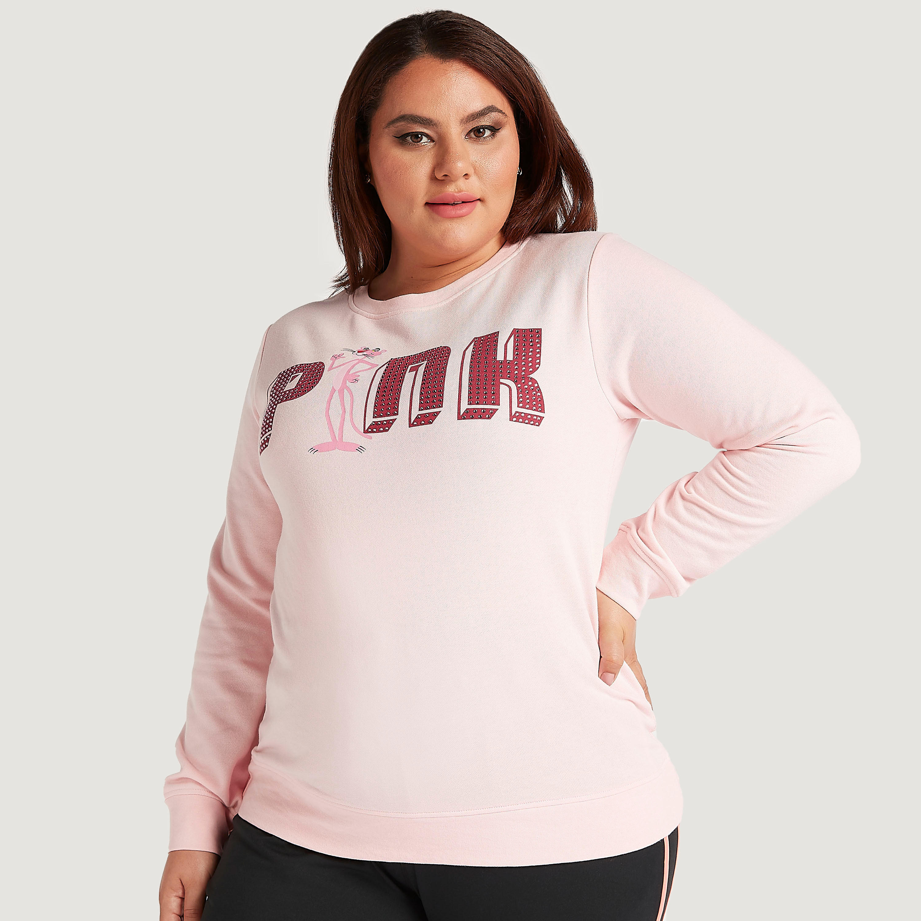 سويت شيرت بأكمام طويلة وقبّعة وطبعات بينك بانتر-women-winterwear-hoodiesandsweatshirts-sweatshirts-image-1