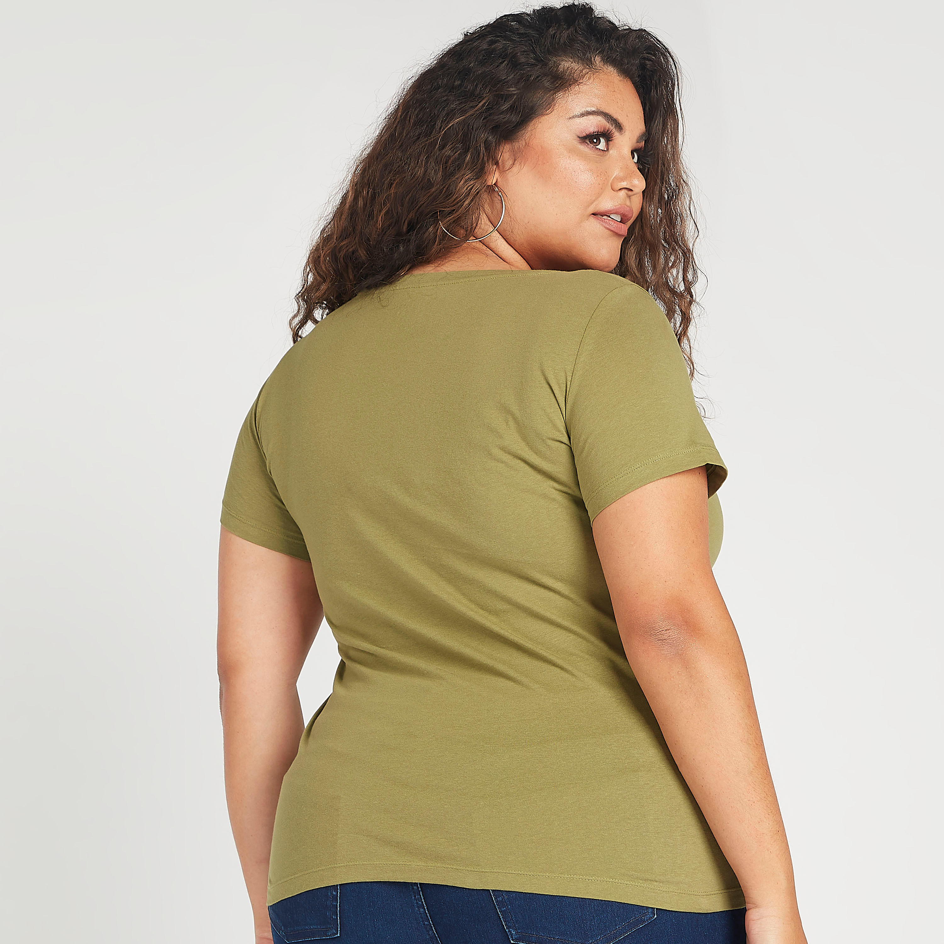 تيشيرت مستدام بياقة مستديرة وأكمام قصيرة وطبعات-women-clothing-tshirts-image-2