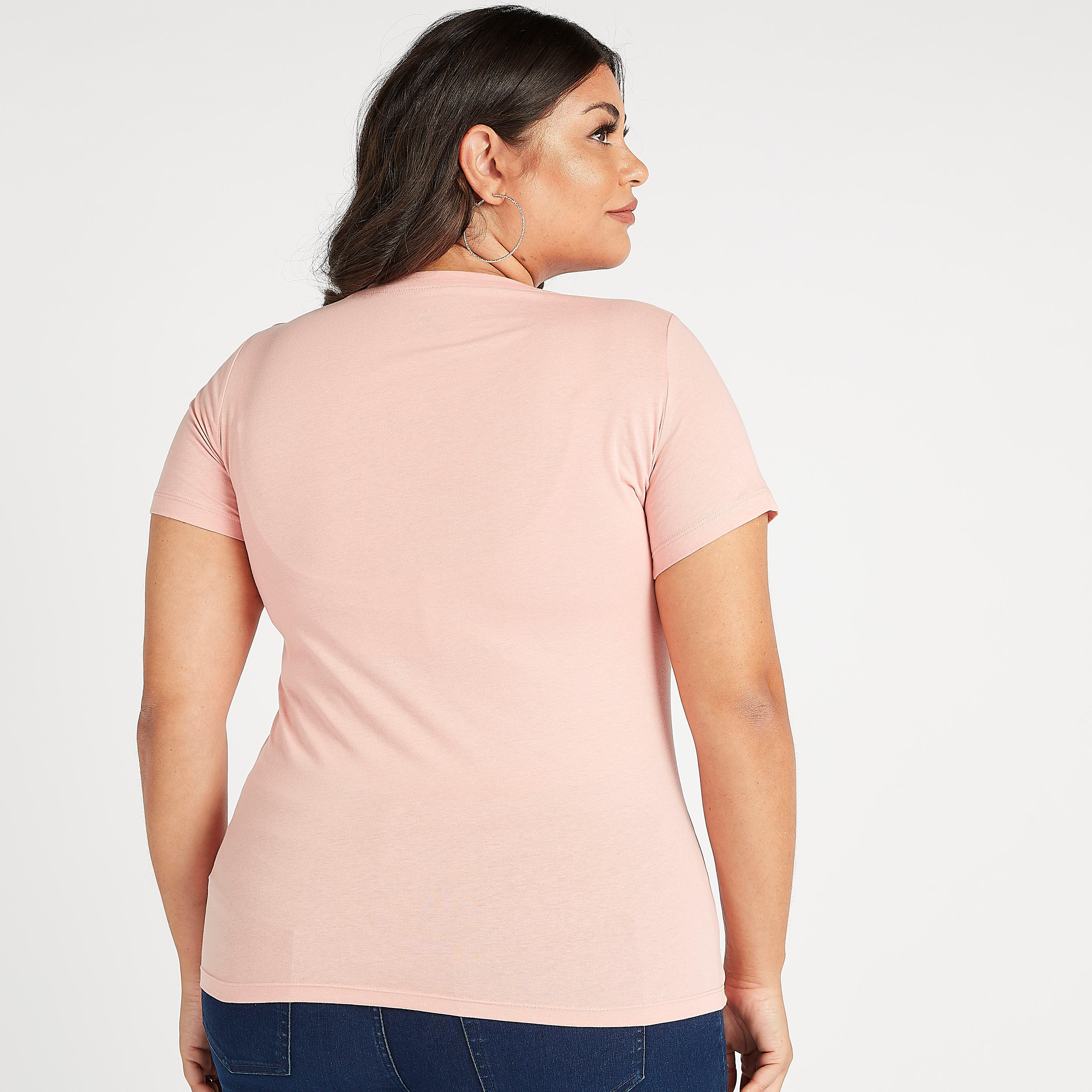 تيشيرت بياقة مستديرة وأكمام قصيرة وطبعات أزهار-women-clothing-tshirts-image-4