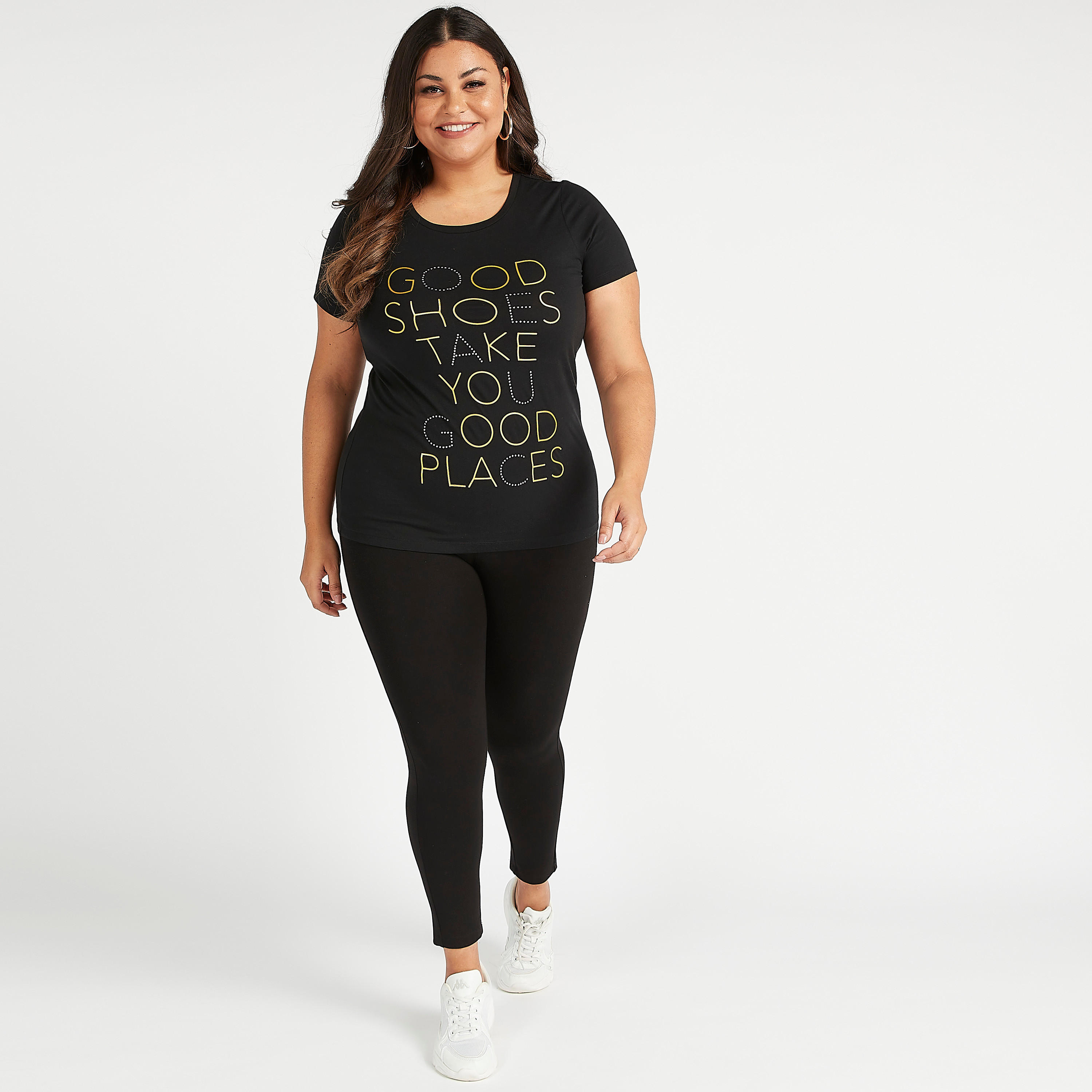 تيشيرت مستدام بياقة ضيّقة وأكمام قصيرة وطبعات شعار-women-clothing-tshirts-image-2