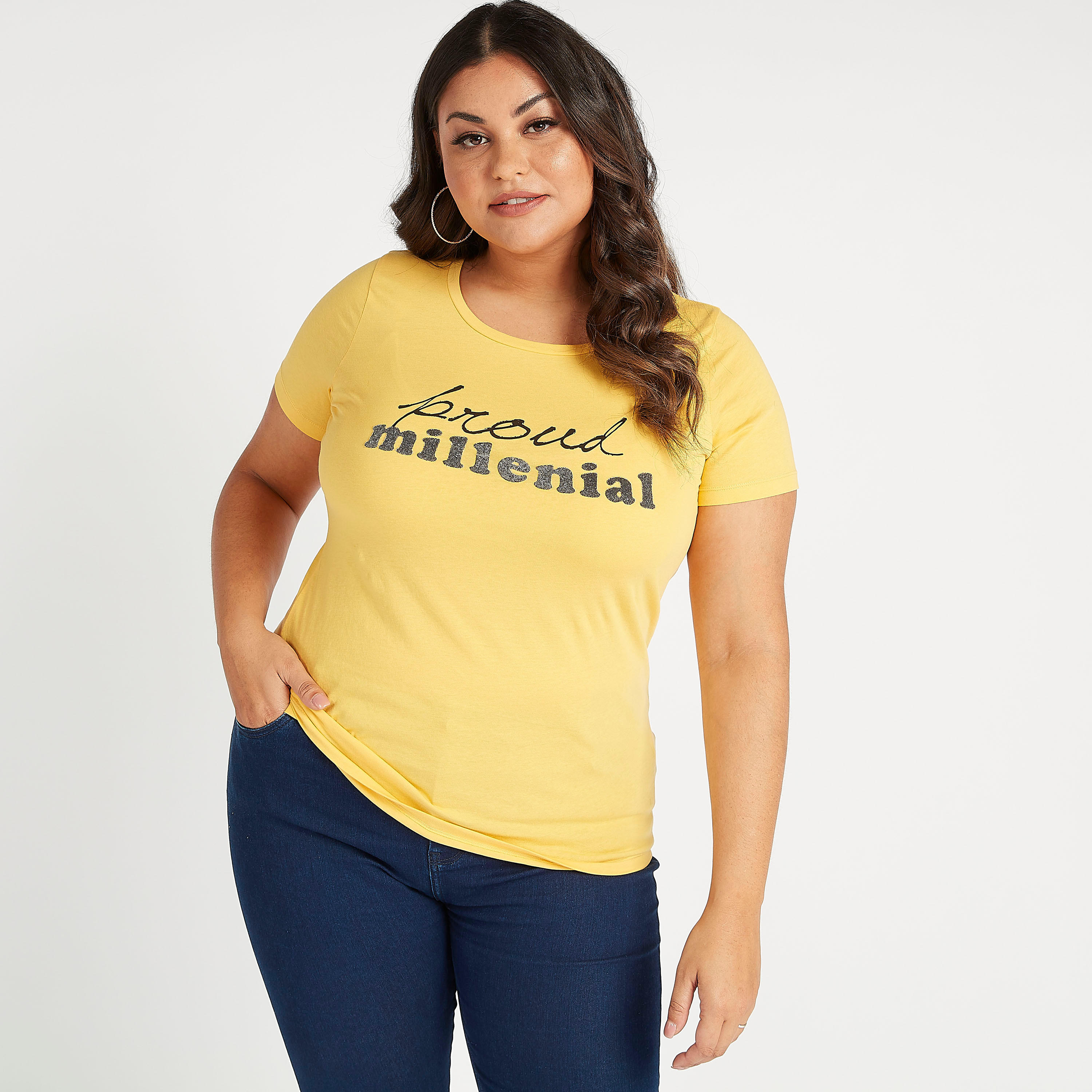تيشيرت مستدام بياقة مستديرة وأكمام قصيرة وطبعات-women-clothing-tshirts-image-3