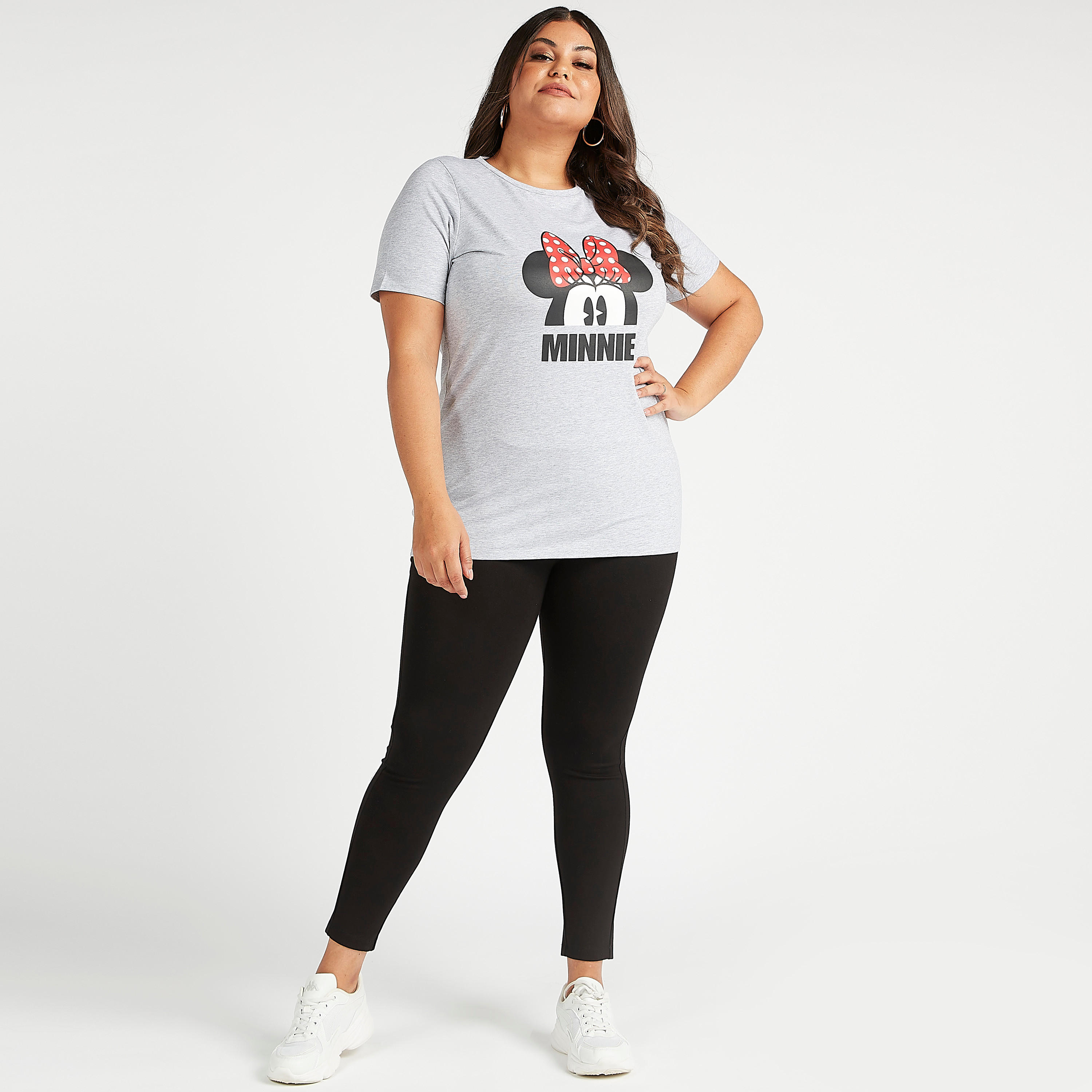 تيشيرت بياقة ضيّقة وأكمام قصيرة وطبعات ميني ماوس-women-clothing-tshirts-image-3