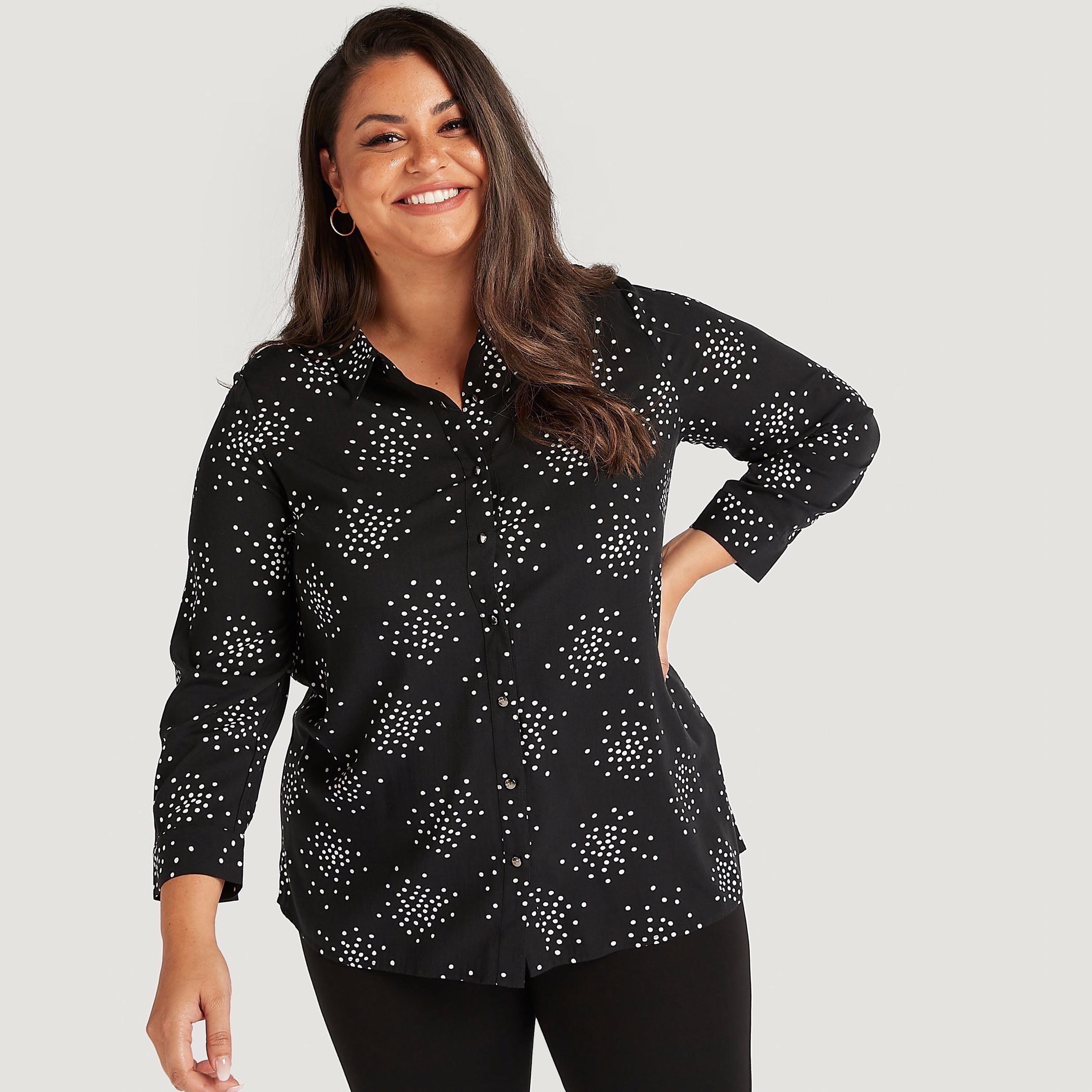 قميص بياقة عادية وأكمام طويلة وطبعات-women-clothing-shirtsandblouses-blouses-image-4