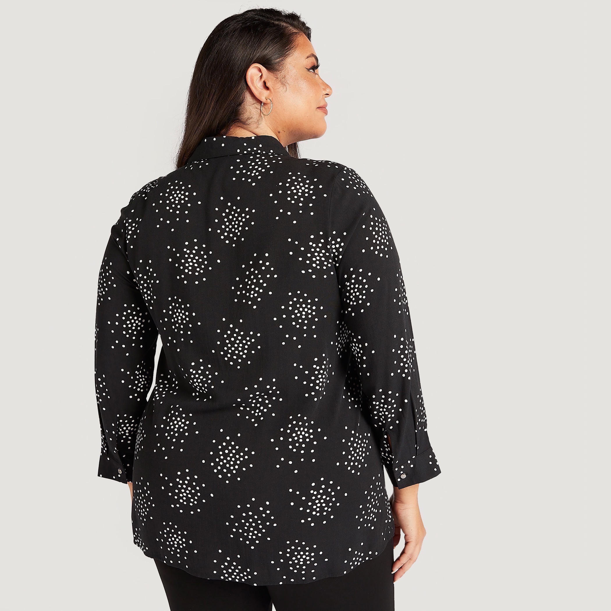 قميص بياقة عادية وأكمام طويلة وطبعات-women-clothing-shirtsandblouses-blouses-image-1