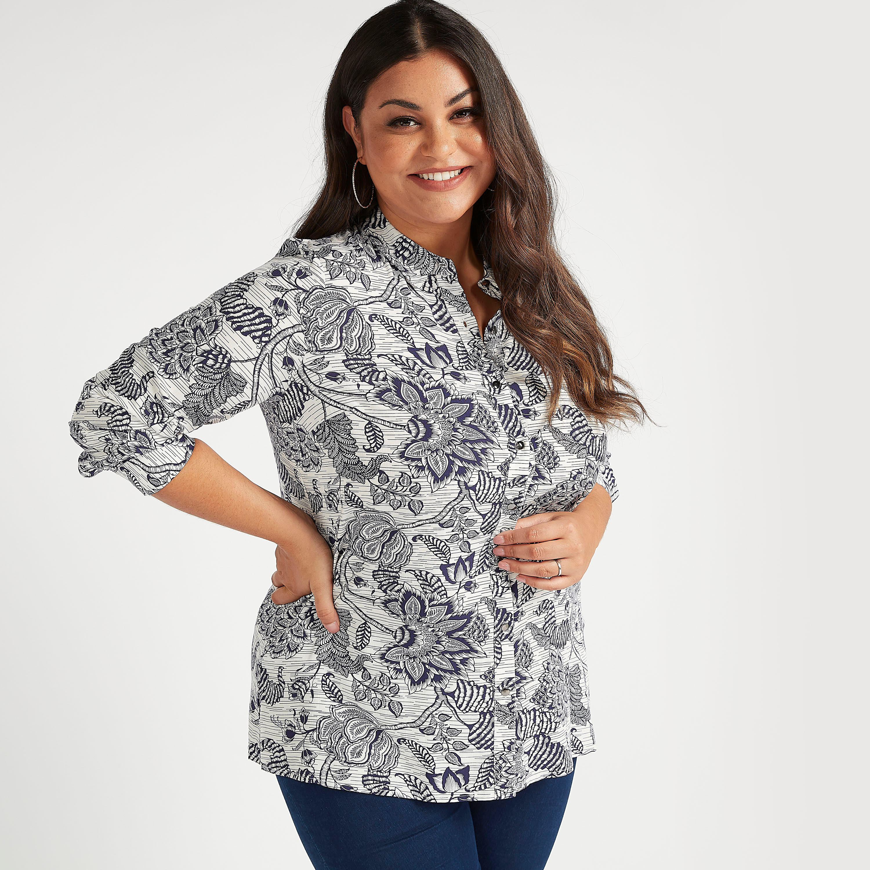 بلوزة بياقة ماندارين وأكمام طويلة وطبعات أزهار-women-clothing-shirtsandblouses-blouses-image-1