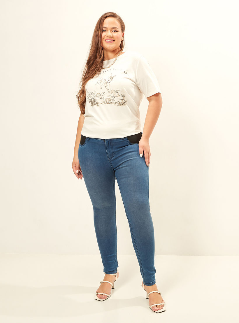 بنطلون جينز سكيني سادة بخصر مطّاطي متوسط الارتفاع-women-clothing-bottoms-jeans-image-3