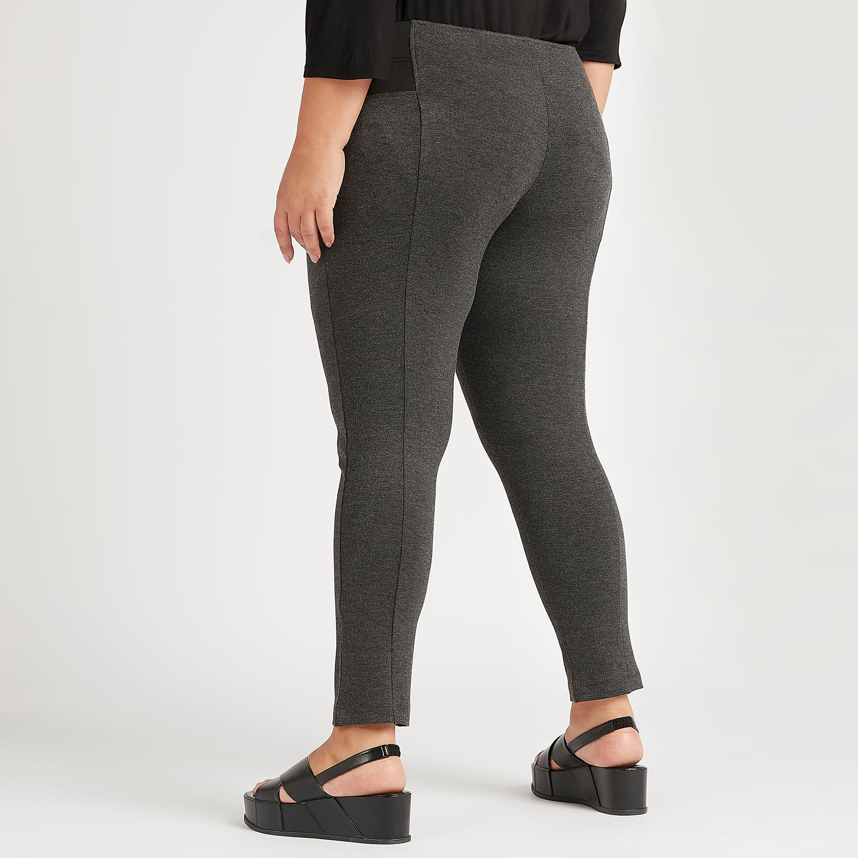 بنطلون بقصّة ضيّقة كامل بارز الملمس بخصر مطّاطي-women-clothing-bottoms-leggings-image-2