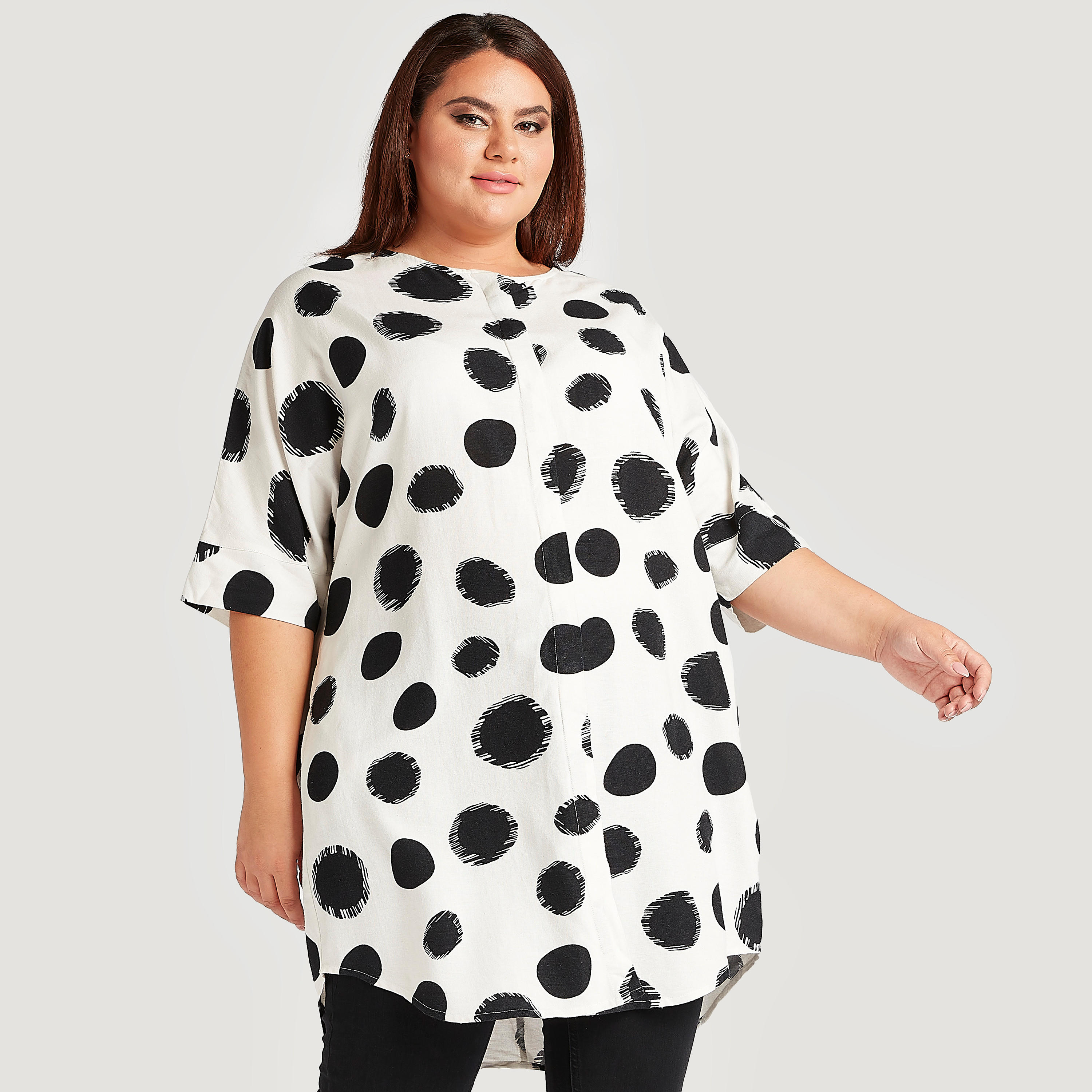 تونيك بياقة مستديرة وطبعات منقّطة وأكمام 3/4-women-clothing-shirtsandblouses-blouses-image-5
