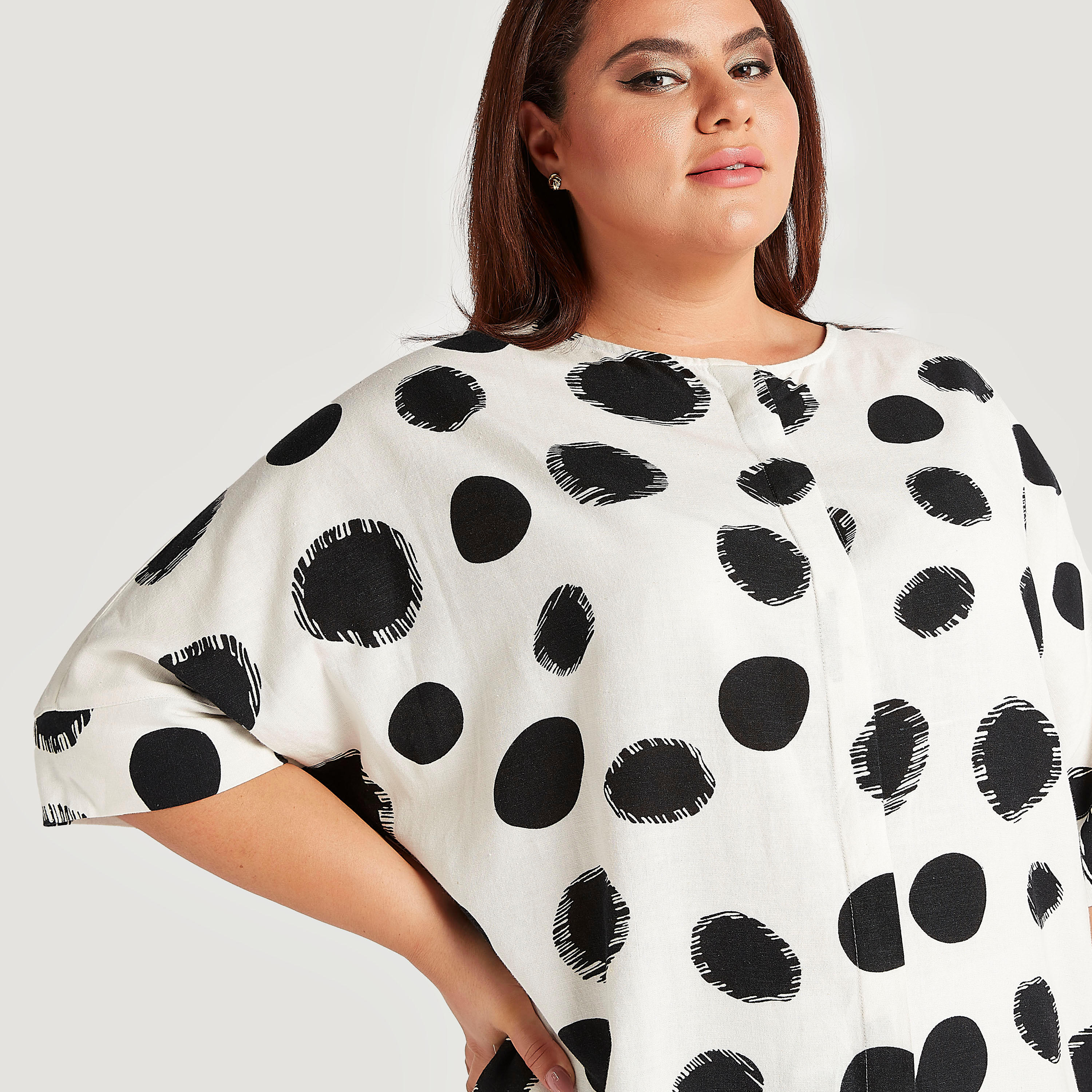 تونيك بياقة مستديرة وطبعات منقّطة وأكمام 3/4-women-clothing-shirtsandblouses-blouses-image-3