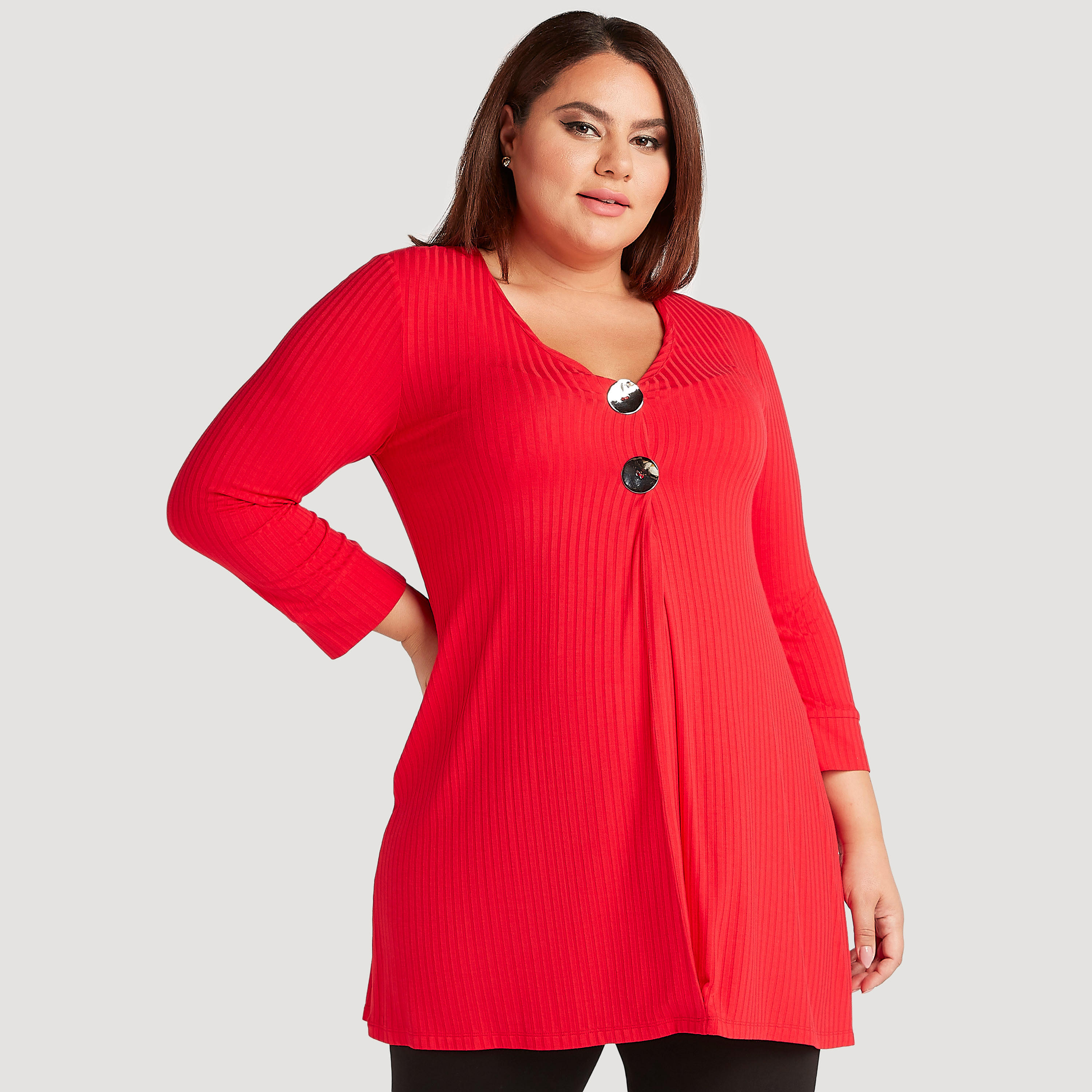 بلوزة بارزة الملمس بأكمام طويلة وياقة v وتفاصيل زر-women-clothing-tshirts-image-1