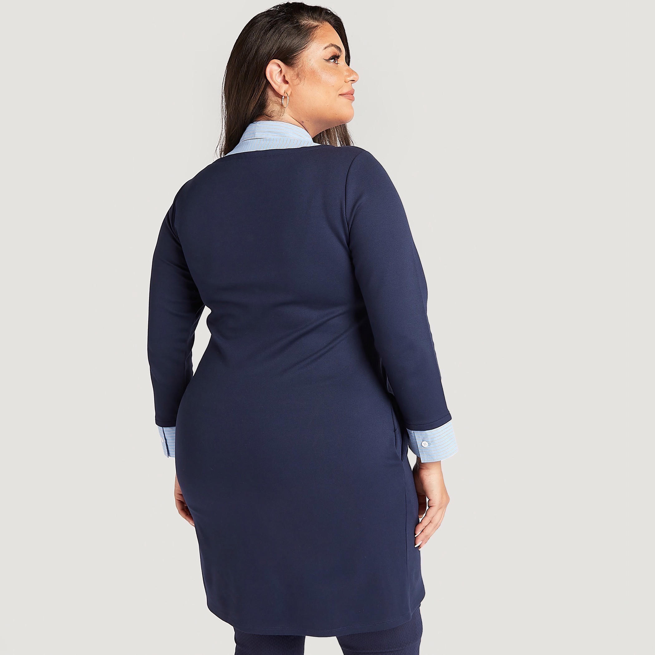 قميص تونيك مخطّط بجيوب وأكمام طويلة-women-clothing-shirtsandblouses-blouses-image-4