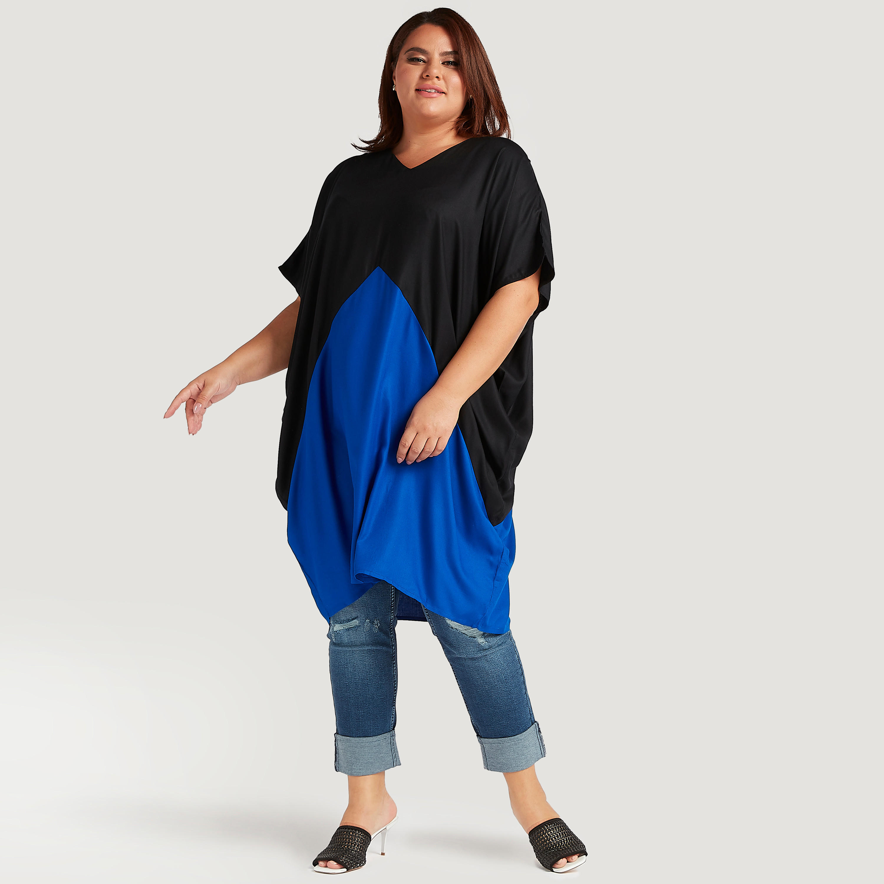تونيك بقوالب ملوّنة وياقة v وأكمام قصيرة-women-clothing-shirtsandblouses-blouses-image-1