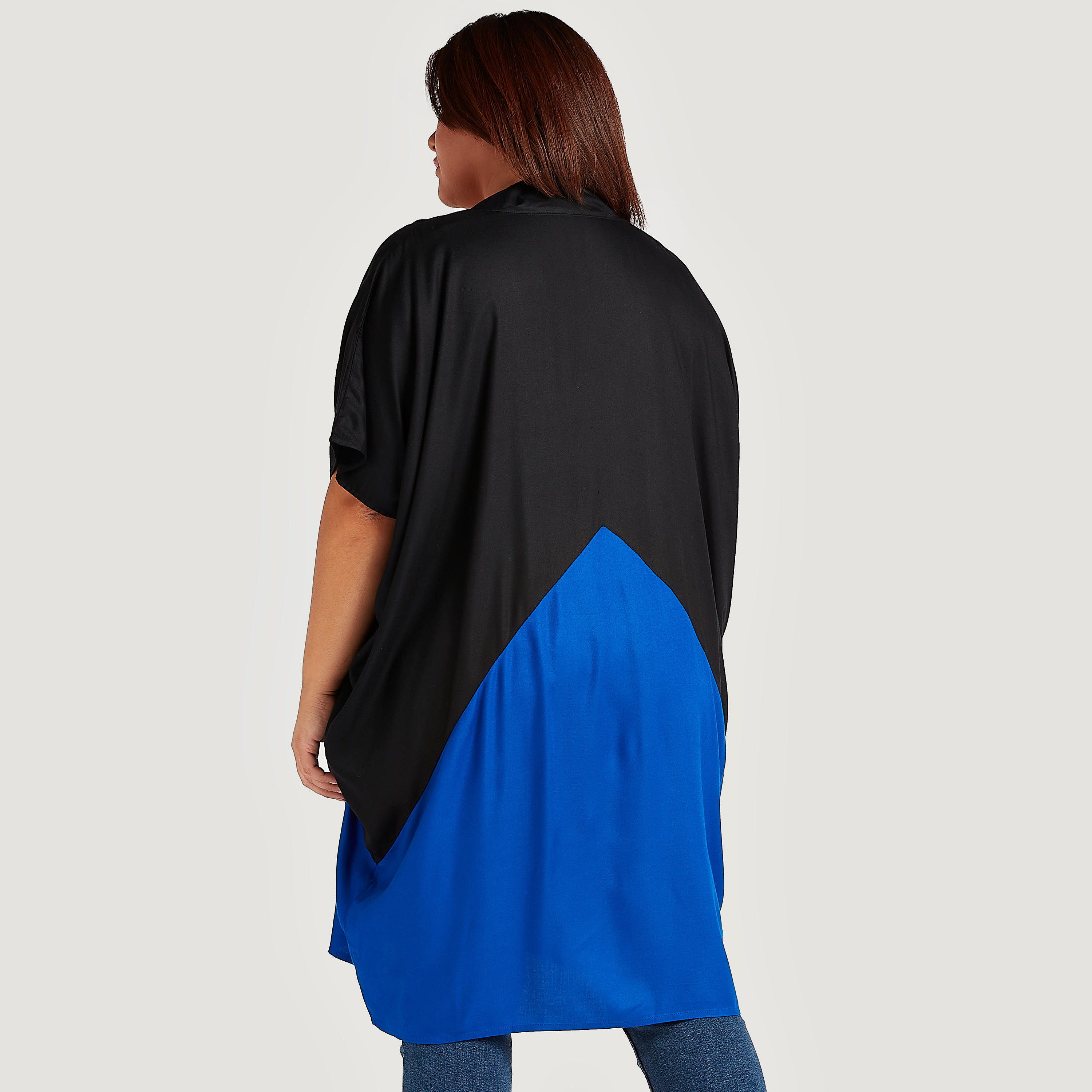 تونيك بقوالب ملوّنة وياقة v وأكمام قصيرة-women-clothing-shirtsandblouses-blouses-image-4