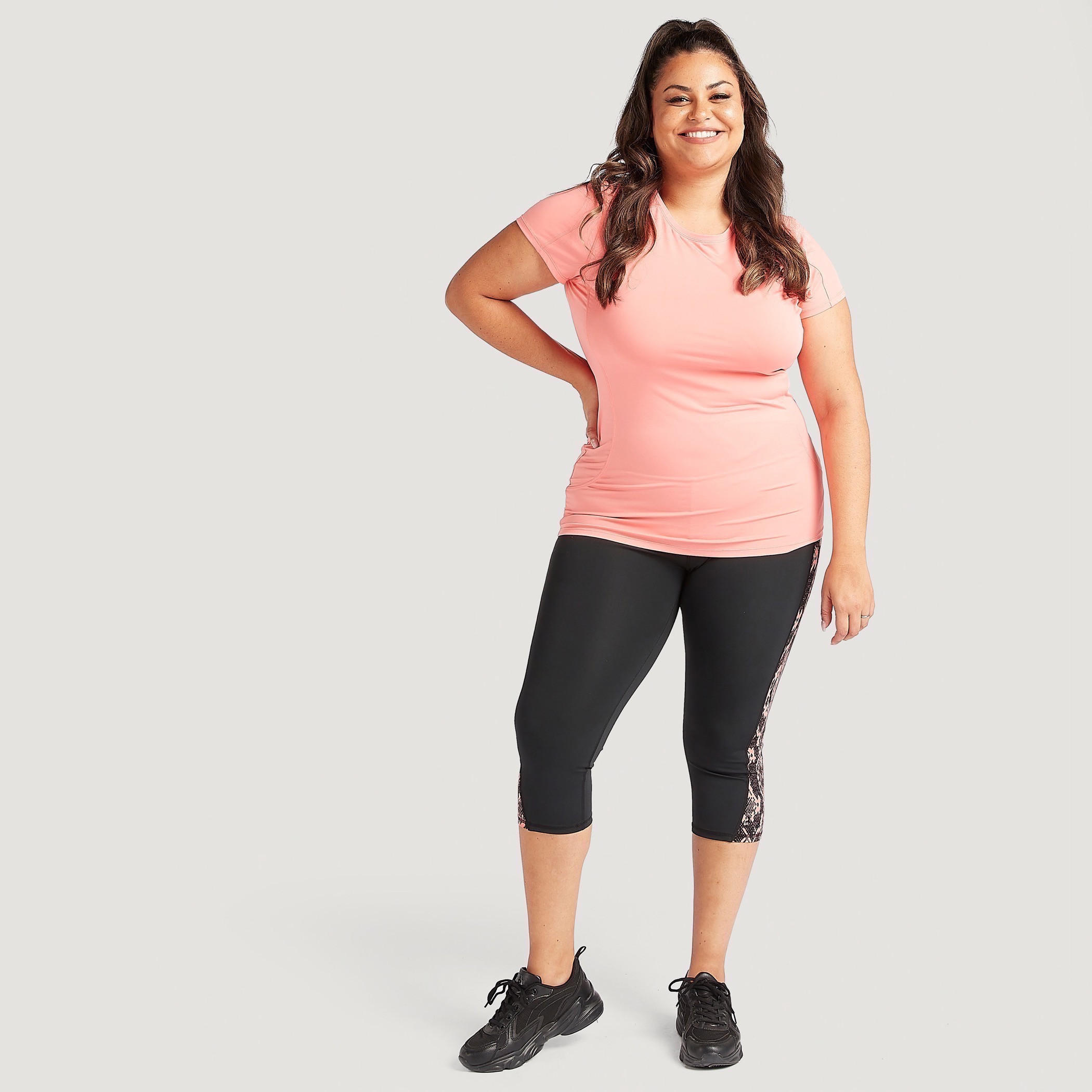 Solid T-shirt with Crew Neck and Short Sleeves-women-clothing-tshirts-image-2