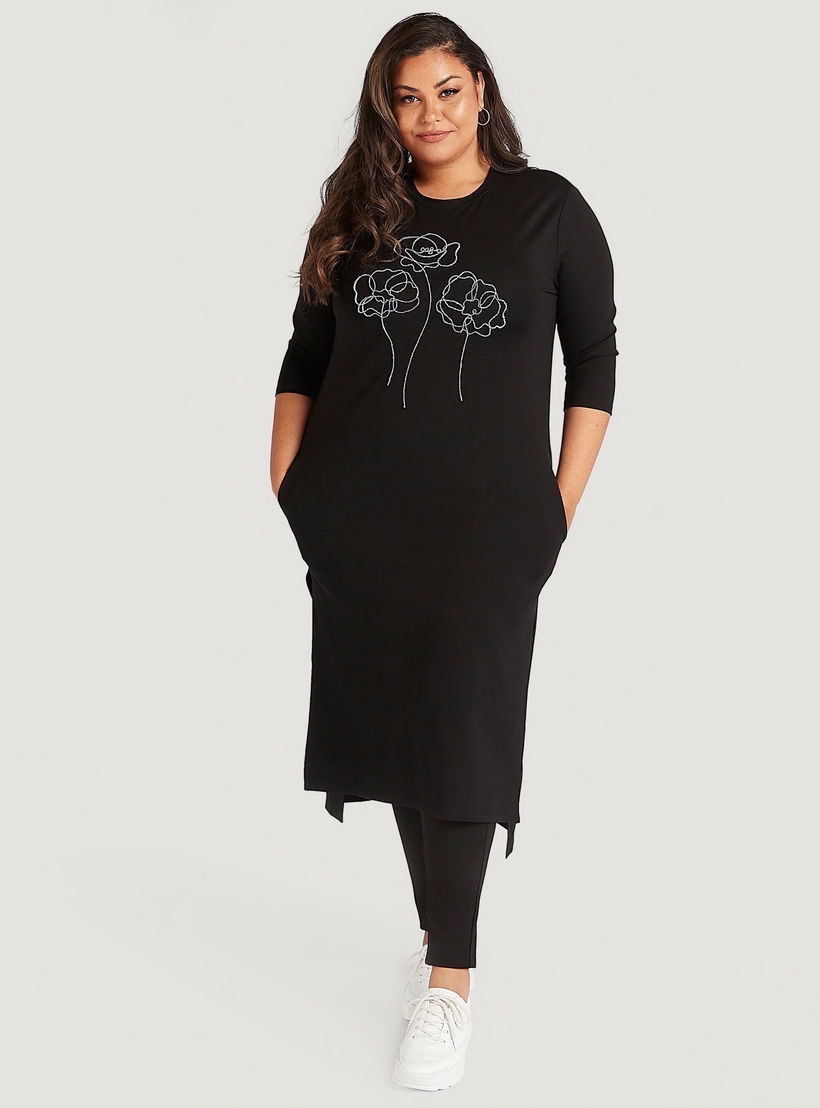 فستان واسع ميدي بتطريز أزهار وأكمام 3/4 وأطراف بطول غير مستوي-women-clothing-dresses-image-2