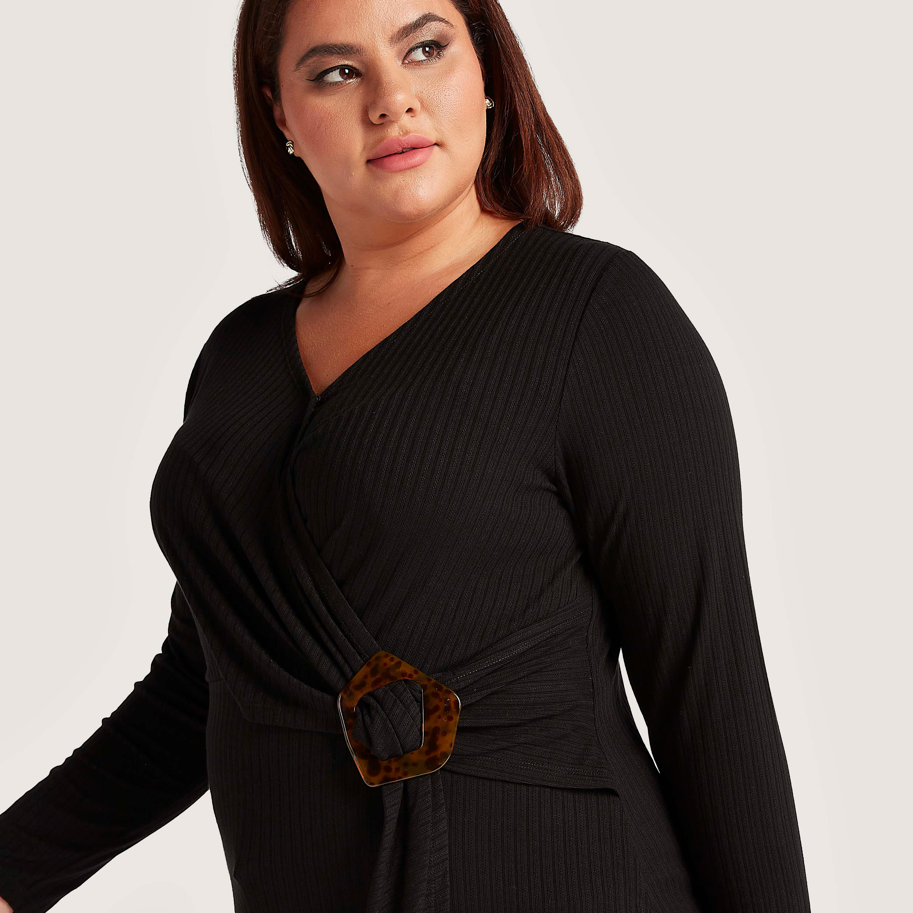 بلوزة بارزة الملمس بياقة V وأكمام طويلة-women-clothing-tshirts-image-3