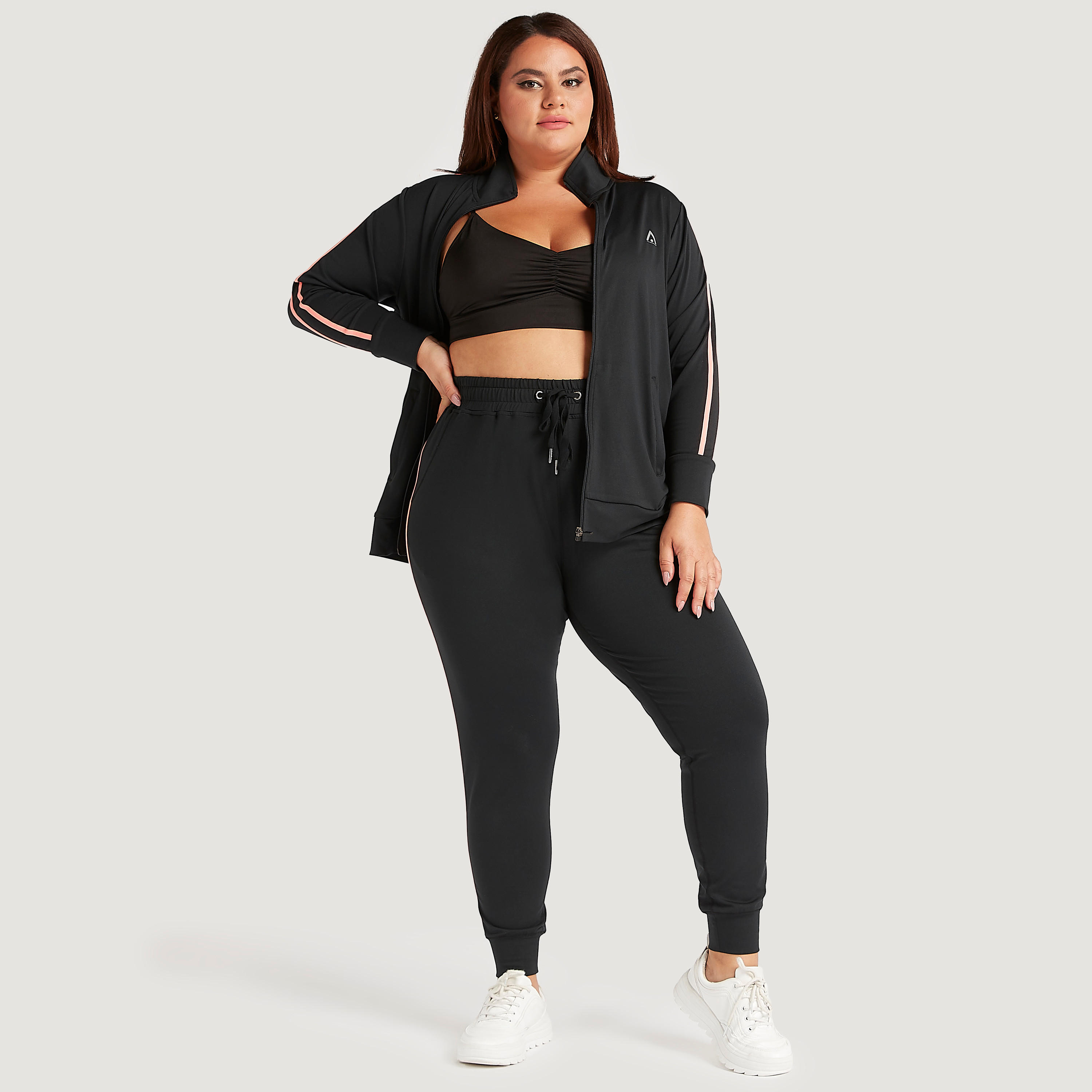 بنطلون رياضي بتفاصيل شريطة وخصر مطّاطي متوسّط الارتفاع وجيوب-women-clothing-bottoms-joggers-image-2