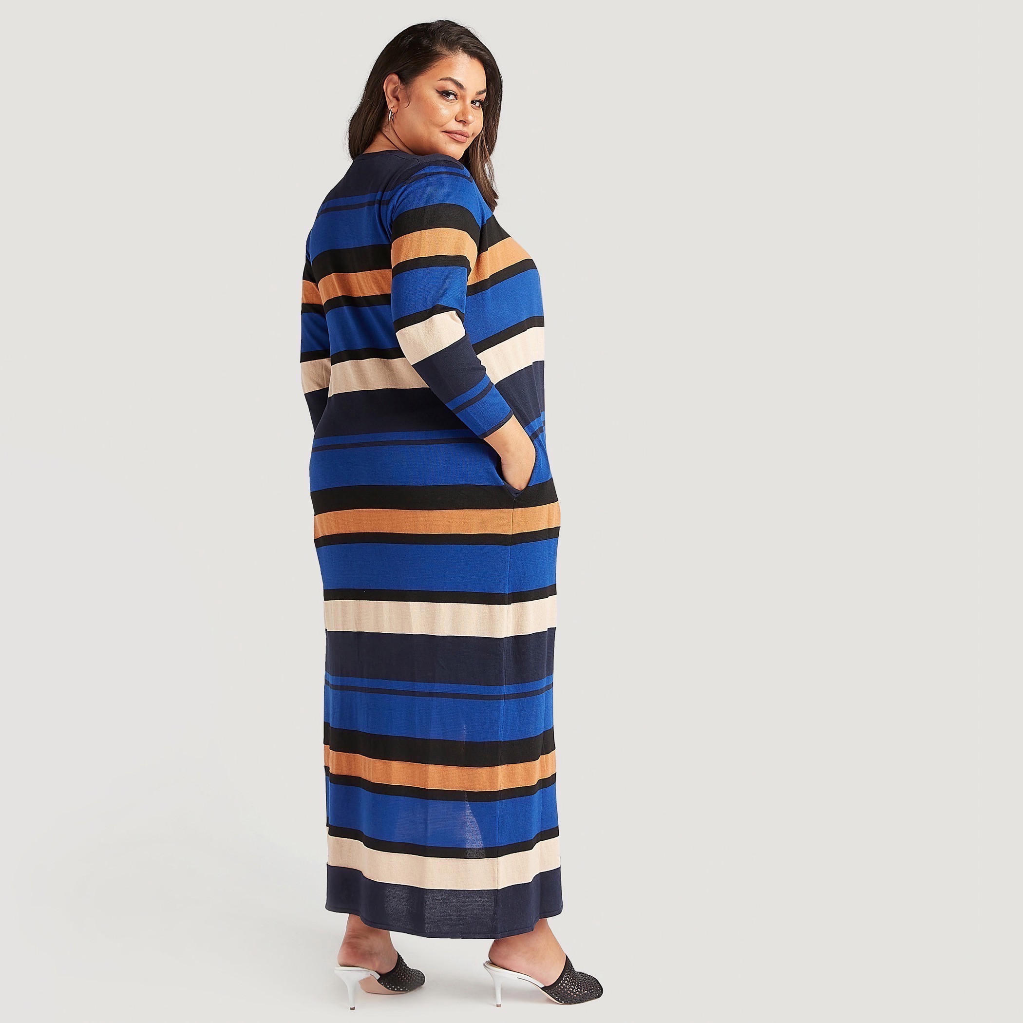 كيمونو مخطّط بأكمام طويلة وجيوب-women-winterwear-cardigansandjumpers-cardigans-image-4