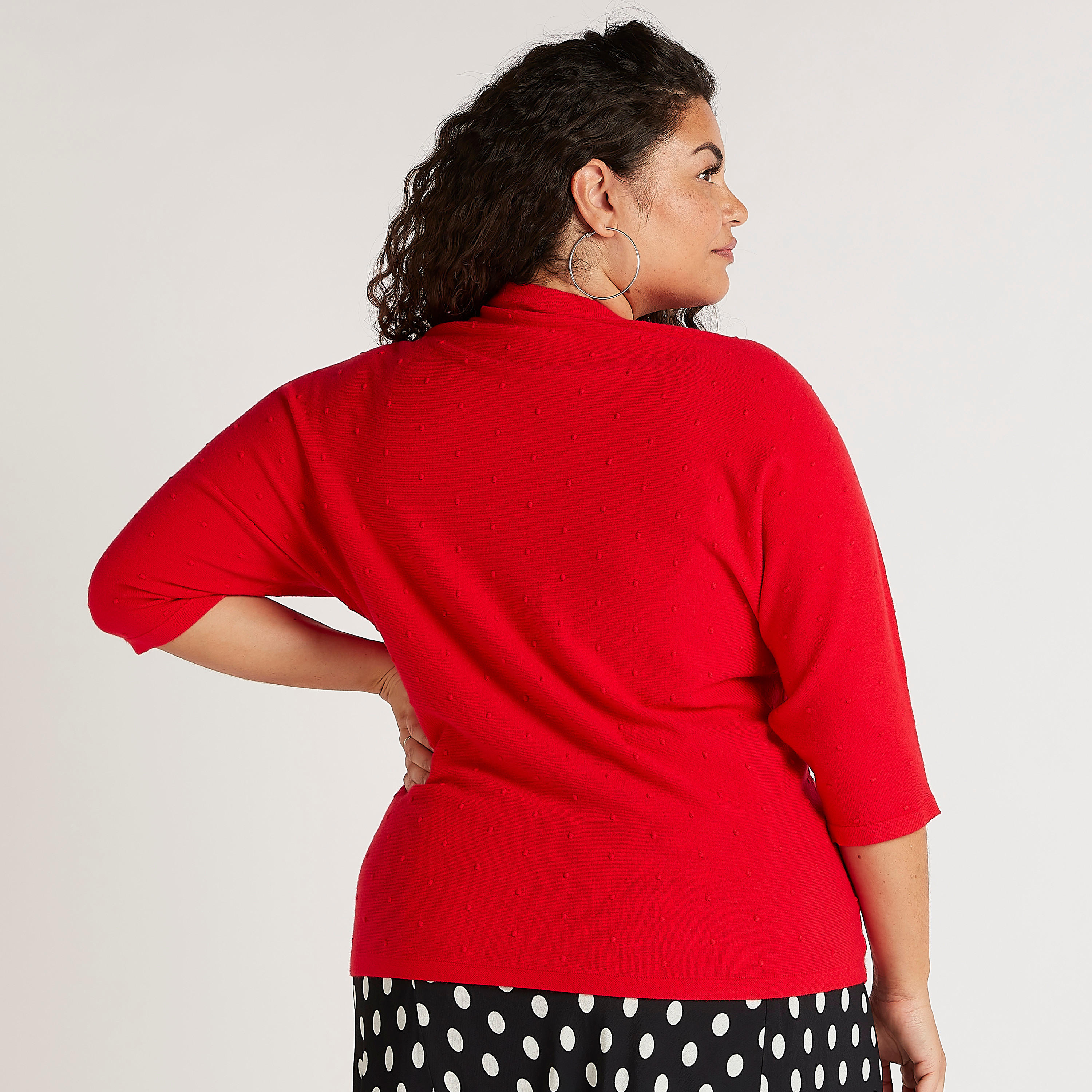 كنزة بارزة الملمس بياقة مستديرة وأكمام 3/4-women-winterwear-cardigansandjumpers-cardigans-image-4