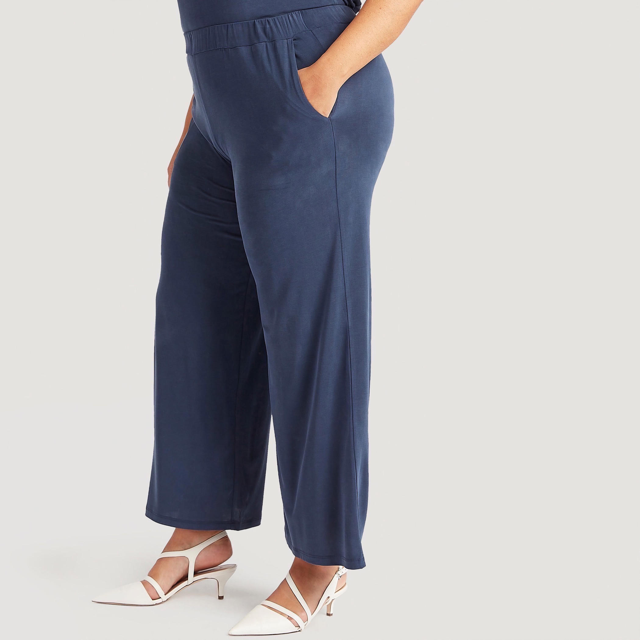 Mid-Rise Cropped Palazzo Pants with  Pockets-women-clothing-bottoms-trousers-image-1