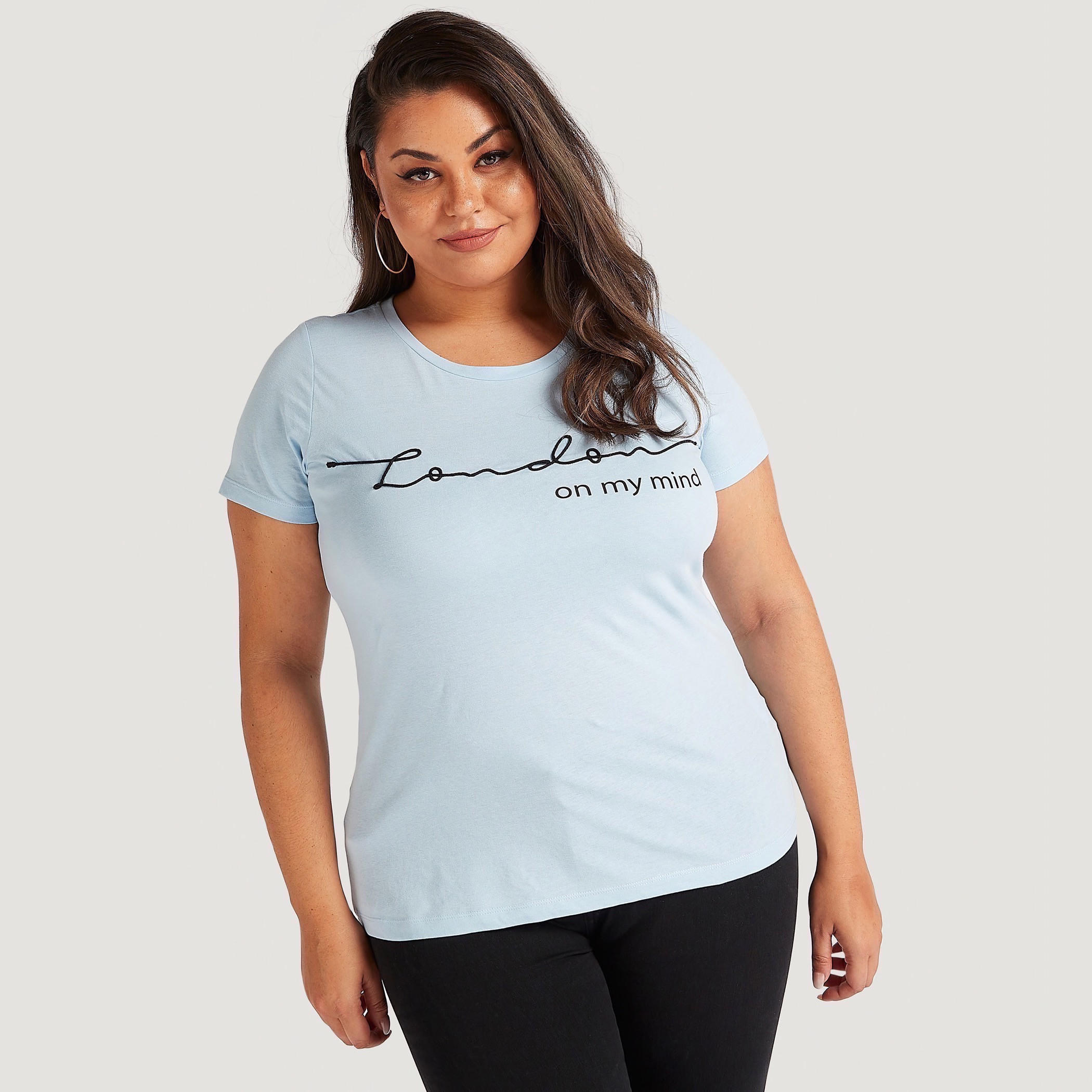 تيشيرت بأكمام قصيرة وطبعات-women-clothing-tshirts-image-1