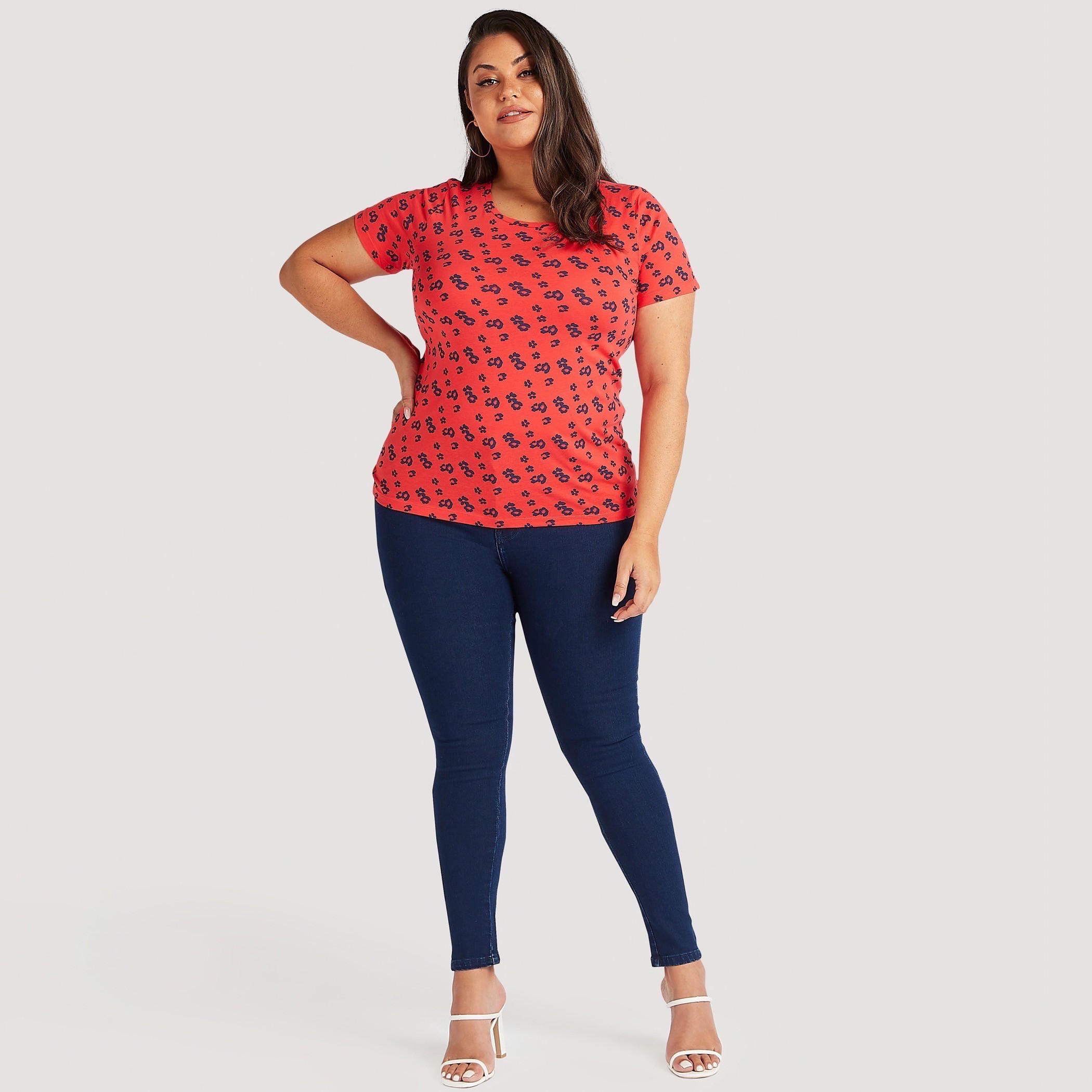 تيشيرت بياقة مستديرة وأكمام قصيرة وطبعات أزهار-women-clothing-tshirts-image-2